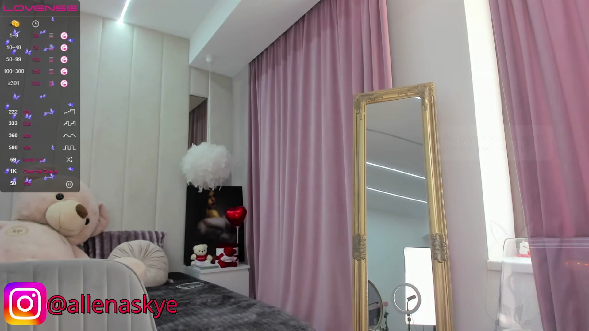 Gallery image thumbnail from KcRowan's myfreecams stream on, 08/16/2023, 09:46 image 8 of 20