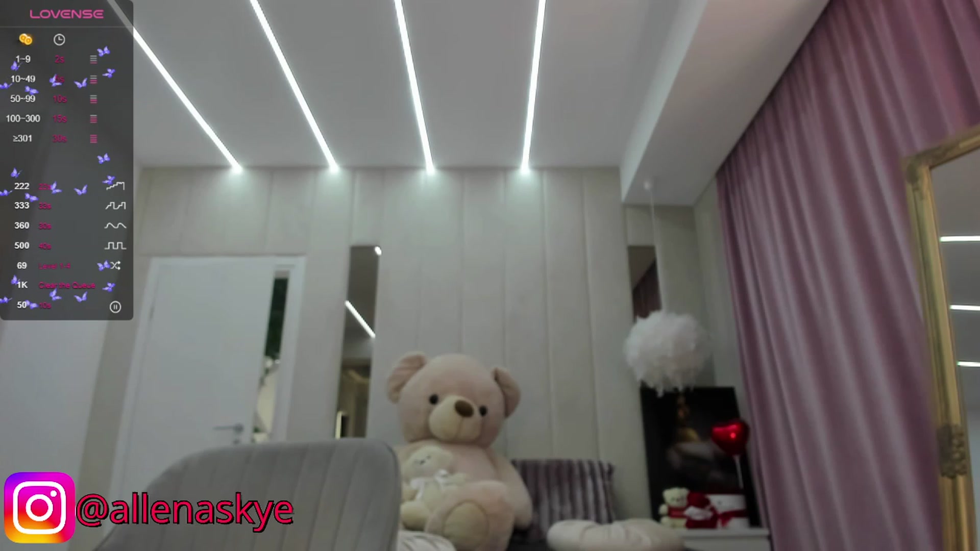 Gallery image thumbnail from KcRowan's myfreecams stream on, 08/31/2023, 09:17 image 5 of 20