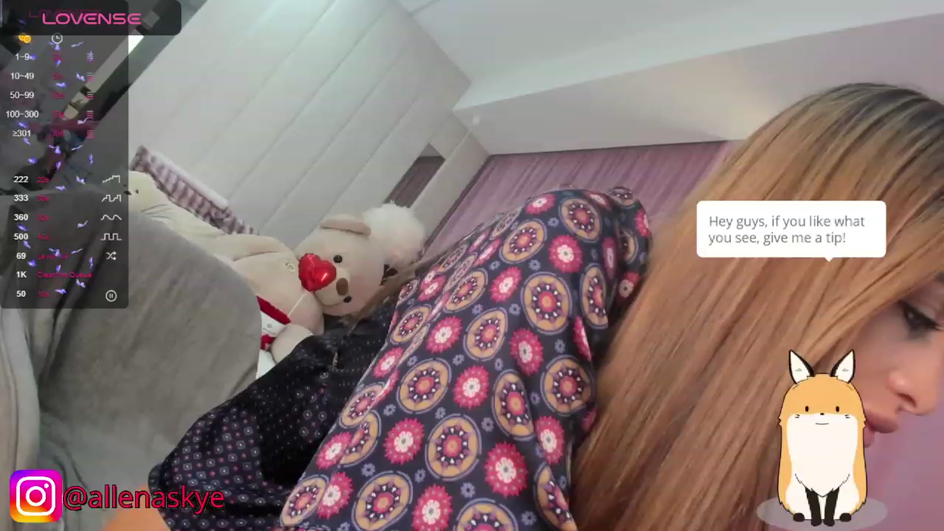 Gallery image thumbnail from KcRowan's myfreecams stream on, 10/05/2023, 13:07 image 18 of 20