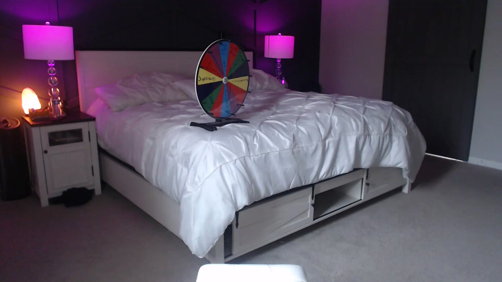 Gallery image thumbnail from Kcsweetie4u's myfreecams stream on, 06/04/2025, 15:50 image 18 of 20
