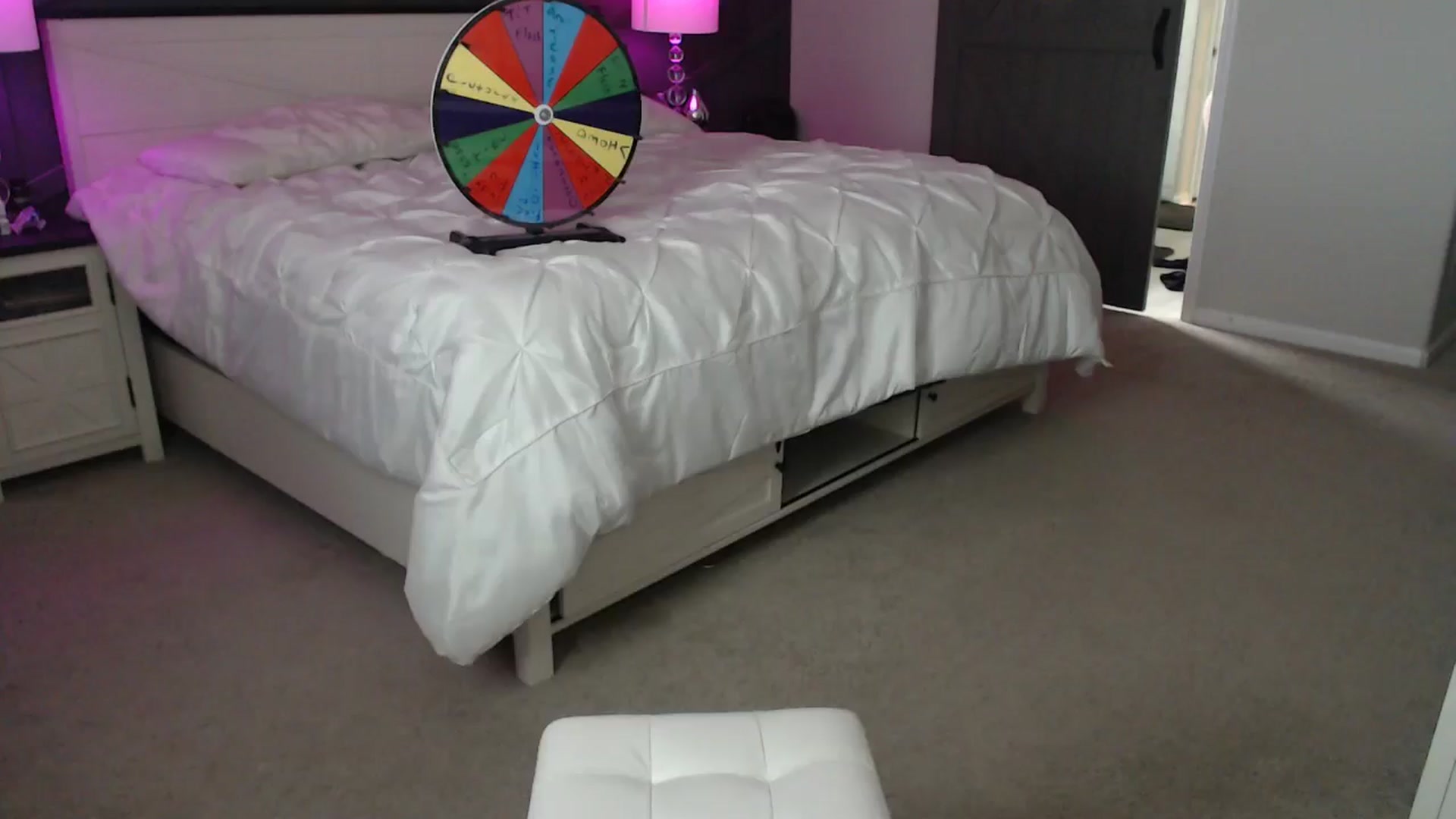 Gallery image thumbnail from Kcsweetie4u's myfreecams stream on, 06/09/2025, 16:07 image 1 of 20