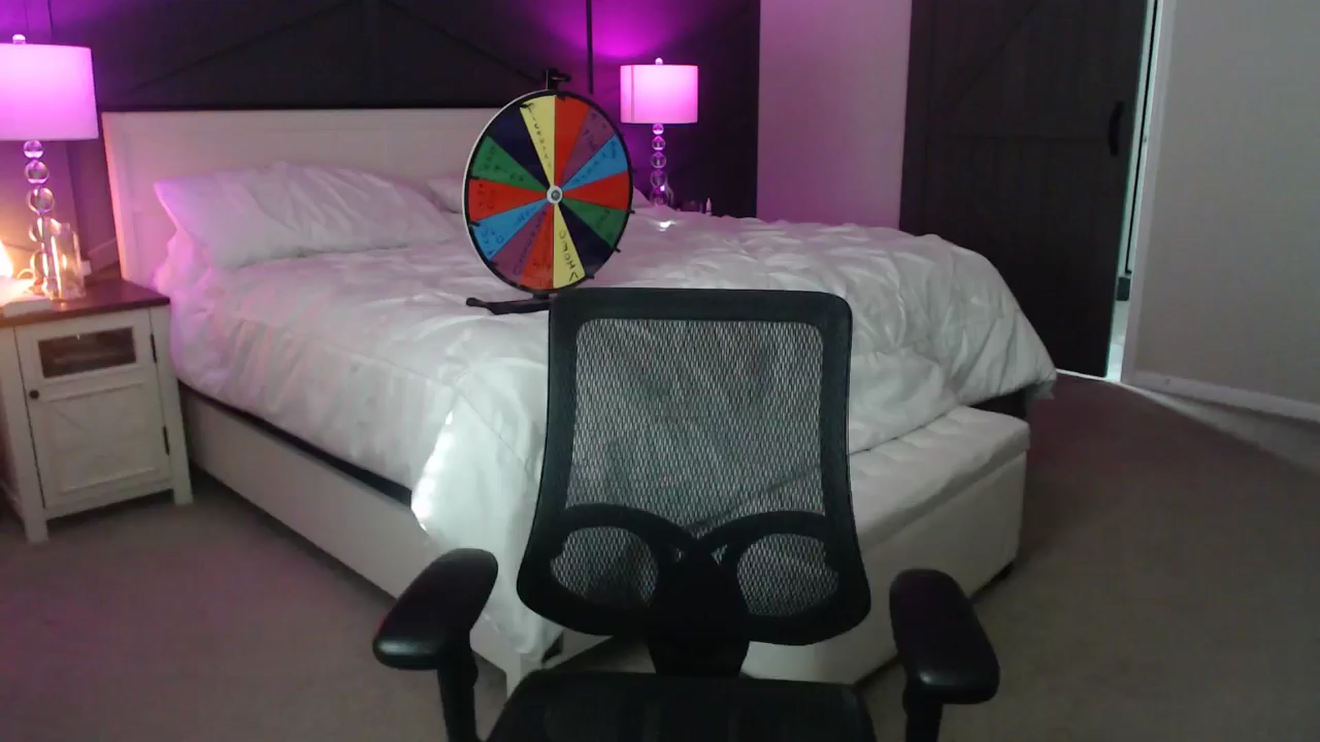 Gallery image thumbnail from Kcsweetie4u's myfreecams stream on, 07/10/2025, 23:39 image 6 of 20