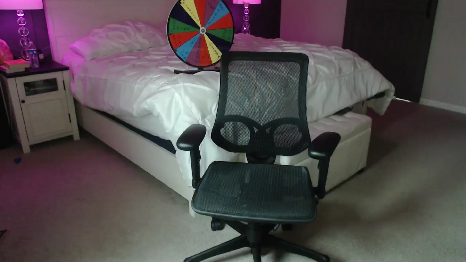 Gallery image thumbnail from Kcsweetie4u's myfreecams stream on, 07/18/2025, 14:53 image 18 of 20
