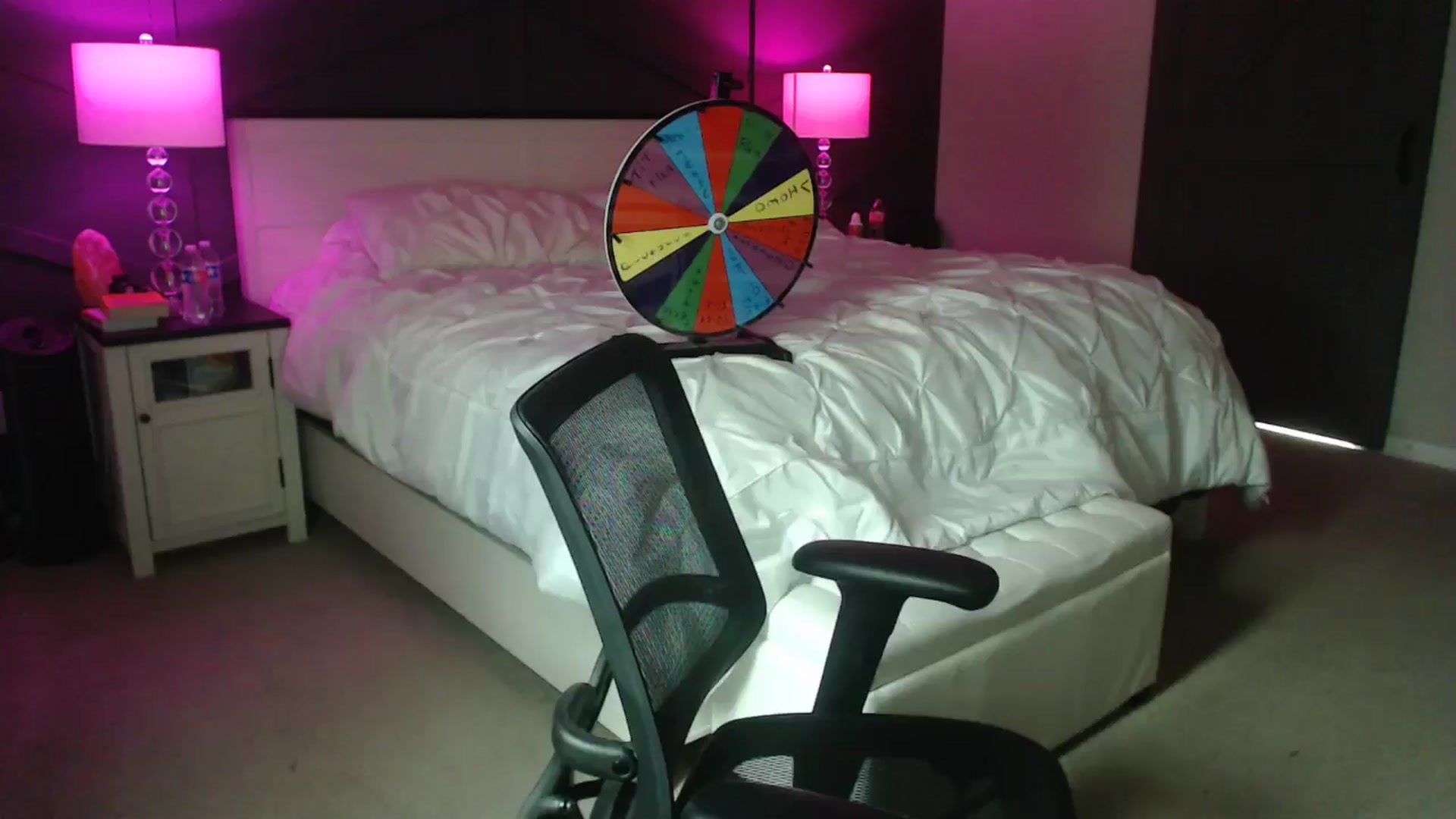 Gallery image thumbnail from Kcsweetie4u's myfreecams stream on, 07/23/2025, 15:20 image 6 of 20