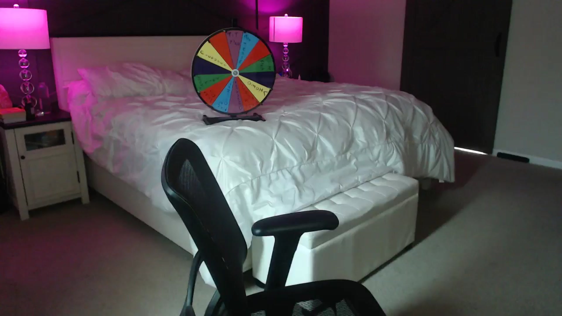 Gallery image thumbnail from Kcsweetie4u's myfreecams stream on, 07/30/2025, 14:44 image 10 of 20