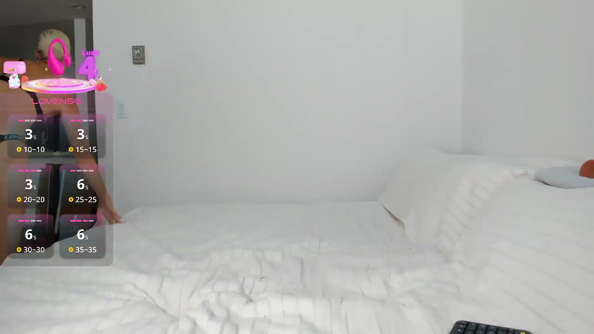 Gallery image thumbnail from KeelyGar22's myfreecams stream on, 05/17/2026, 21:31 image 11 of 20