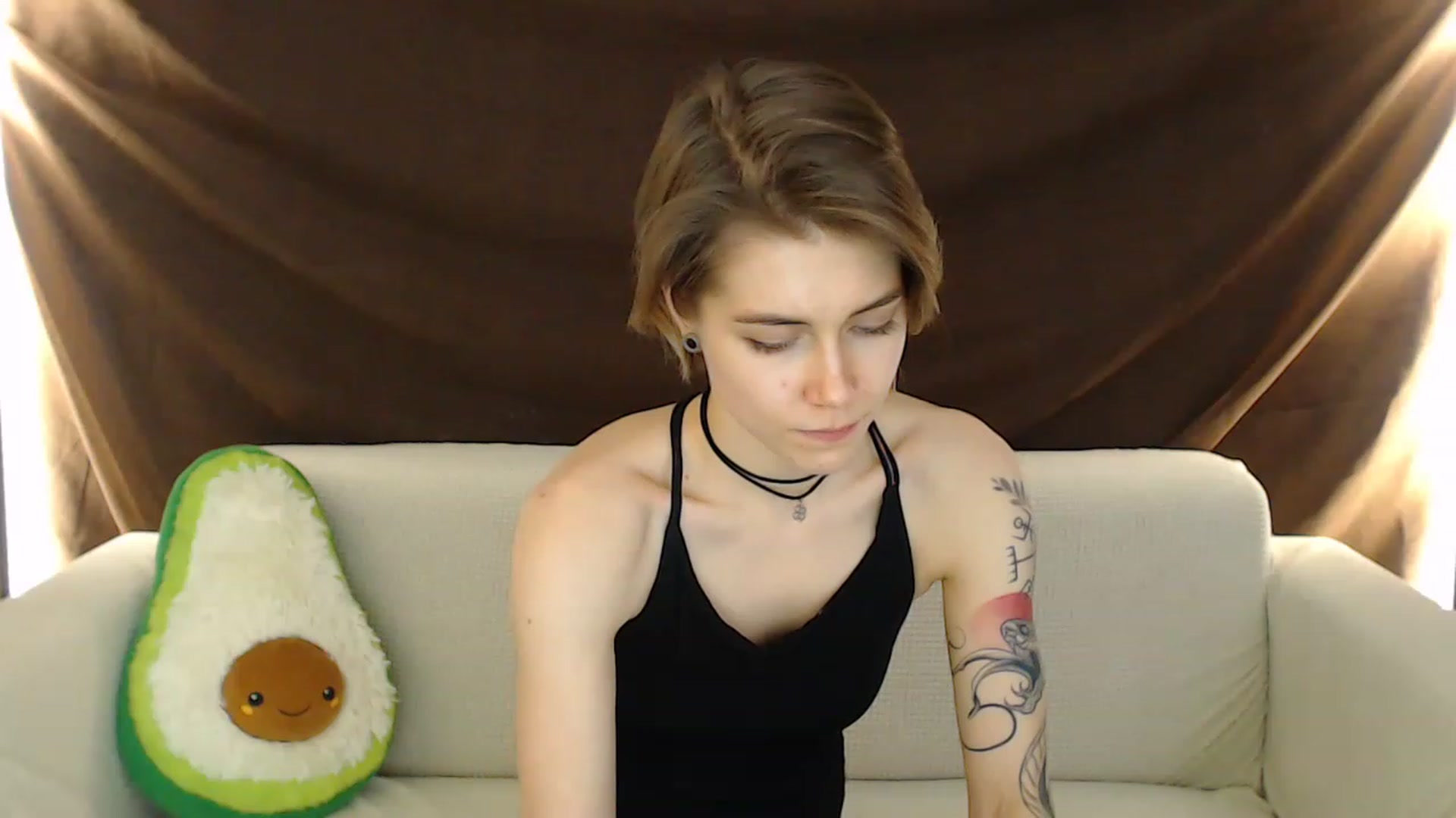 Gallery image thumbnail from KeepSpark's myfreecams stream on, 12/18/2022, 04:10 image 17 of 20