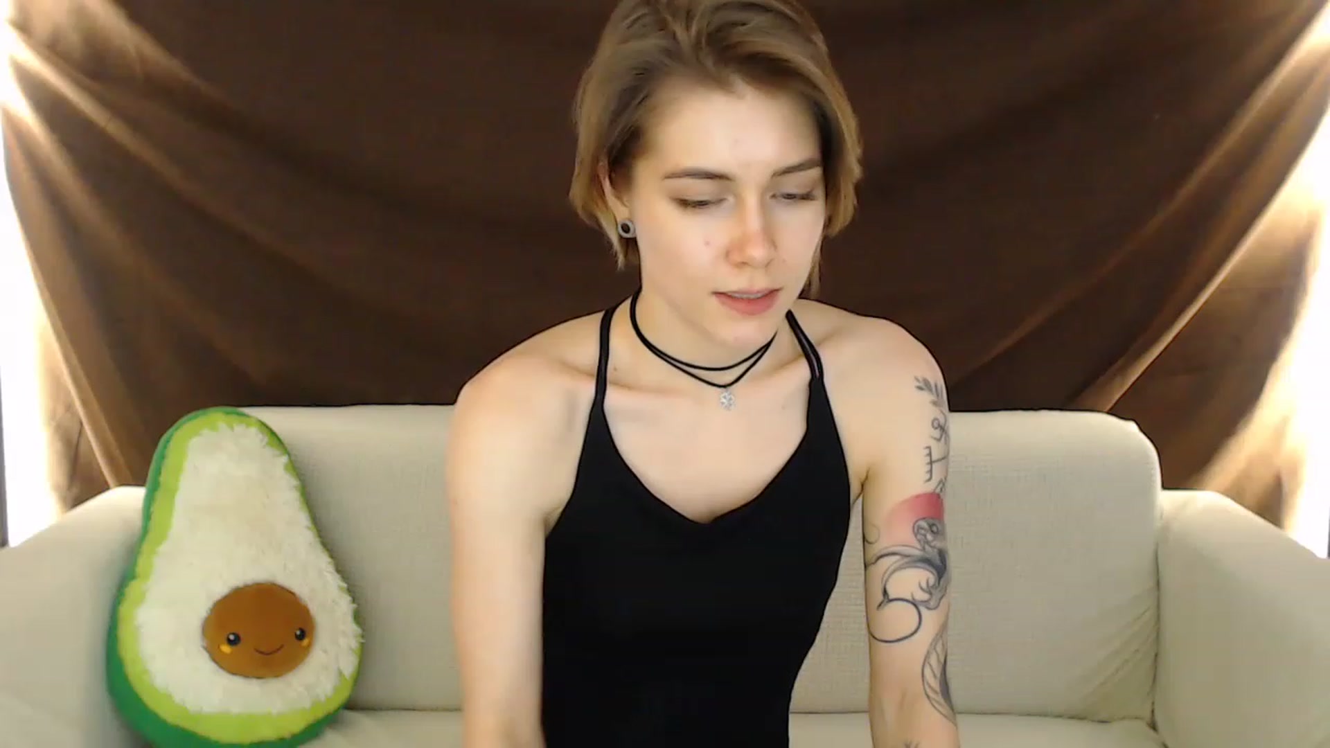 Gallery image thumbnail from KeepSpark's myfreecams stream on, 12/18/2022, 04:10 image 19 of 20