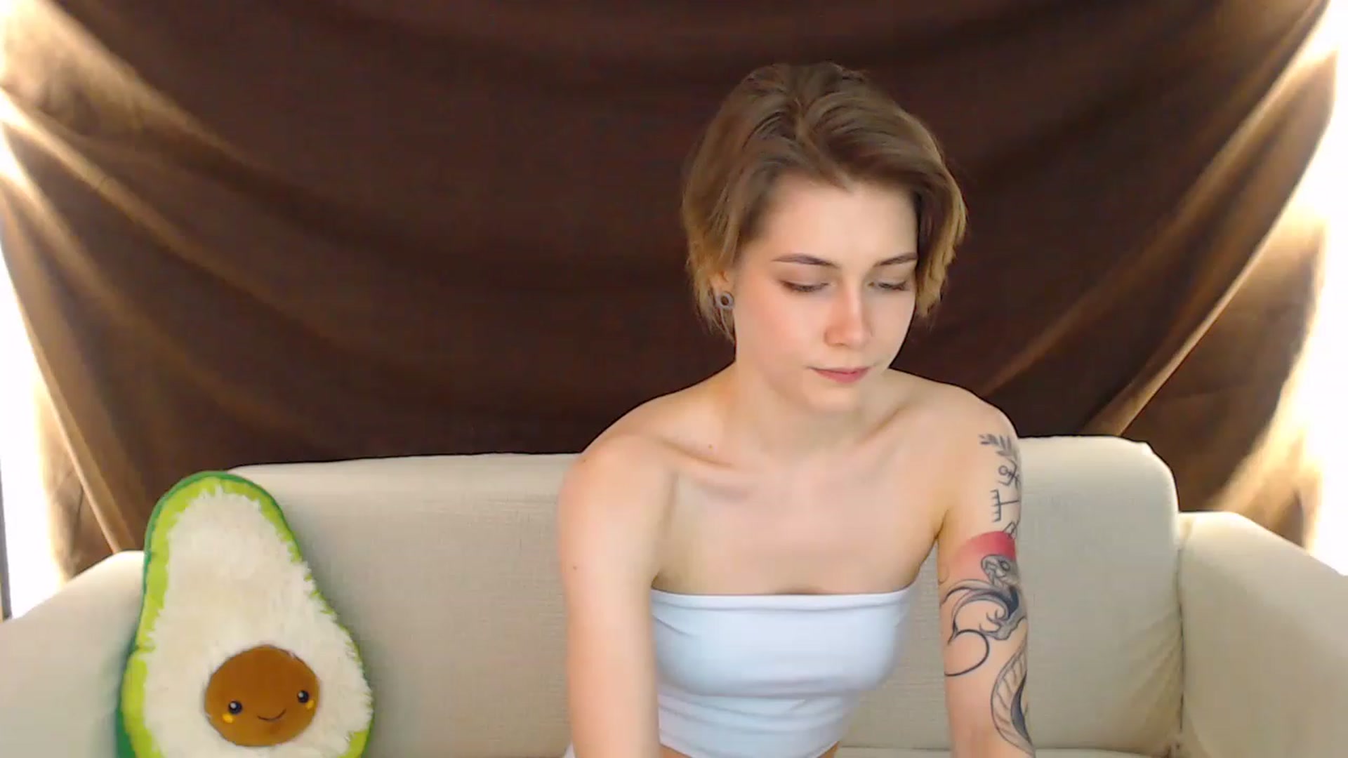 Gallery image thumbnail from KeepSpark's myfreecams stream on, 12/21/2022, 05:58 image 18 of 20