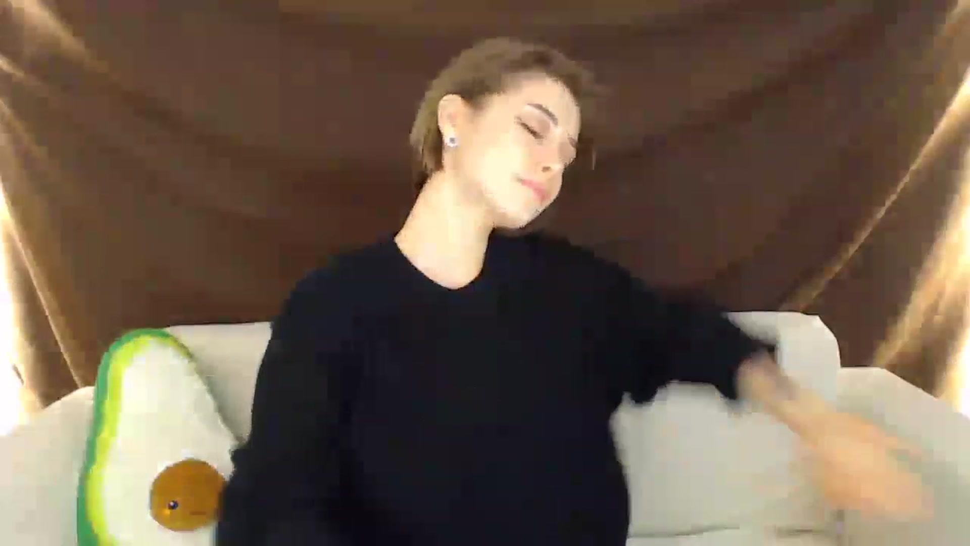 Gallery image thumbnail from KeepSpark's myfreecams stream on, 12/29/2022, 03:47 image 18 of 20
