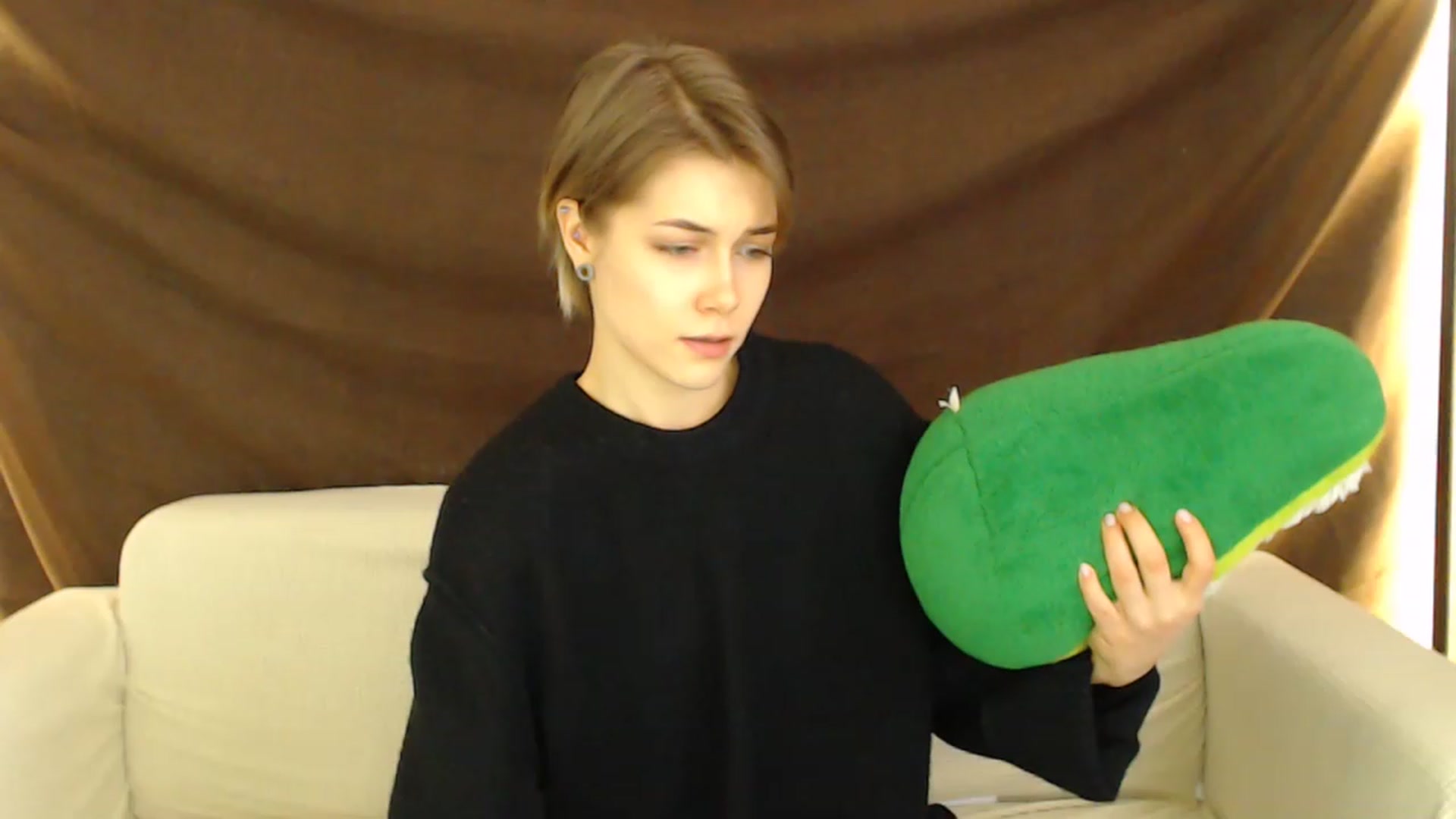 Gallery image thumbnail from KeepSpark's myfreecams stream on, 12/29/2022, 05:49 image 14 of 20