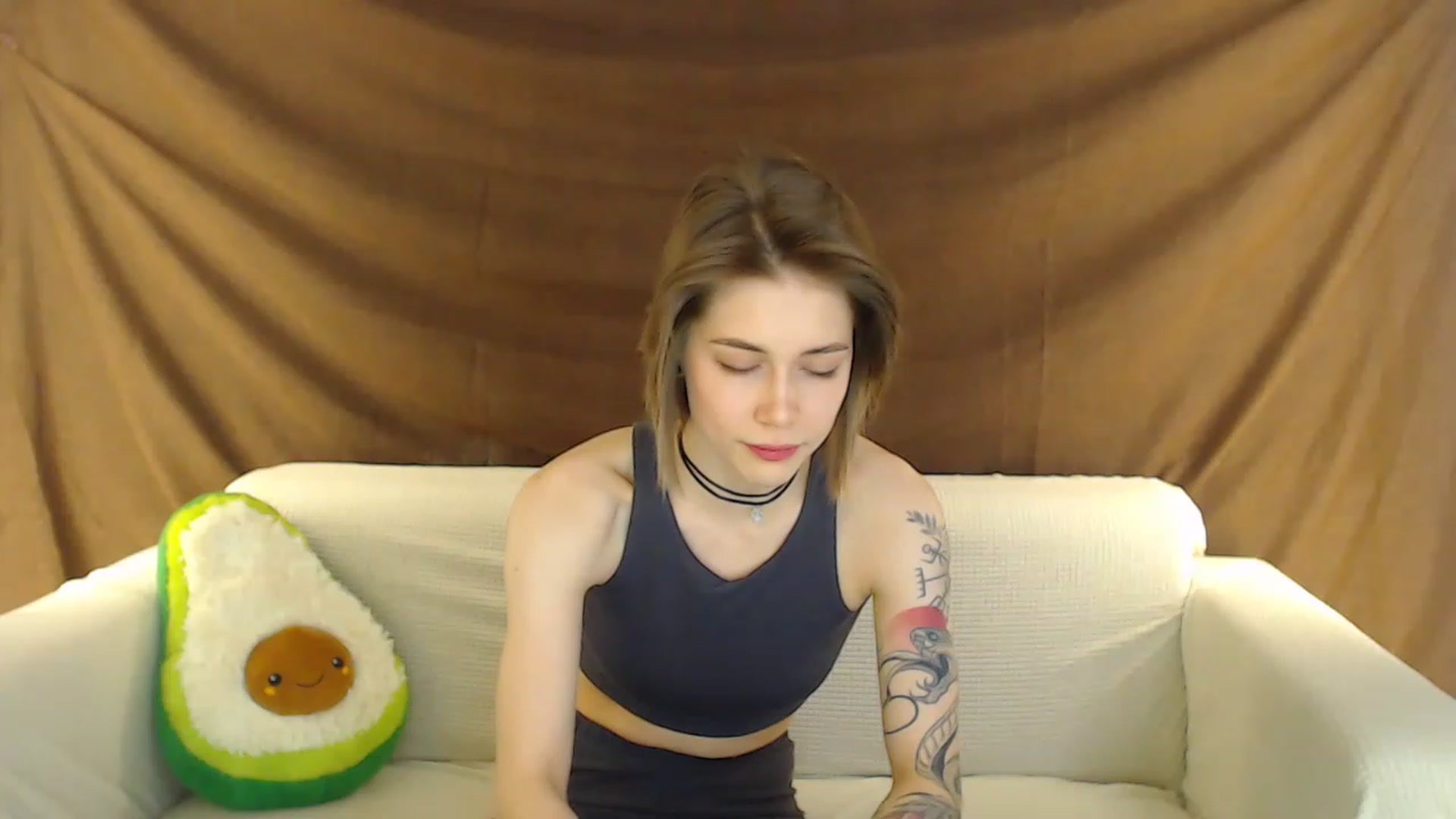 Gallery image thumbnail from KeepSpark's myfreecams stream on, 03/22/2023, 01:59 image 18 of 20