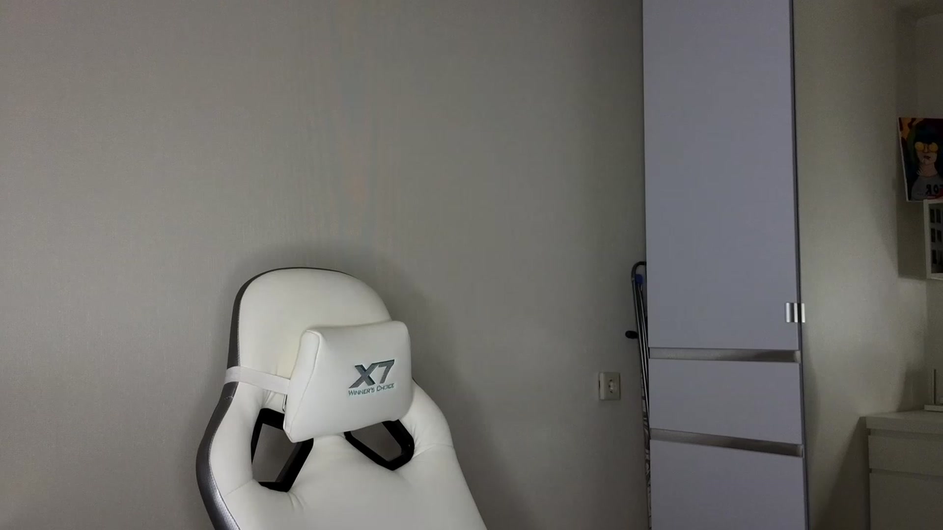 Gallery image thumbnail from KeepSpark's myfreecams stream on, 05/08/2023, 03:32 image 7 of 20