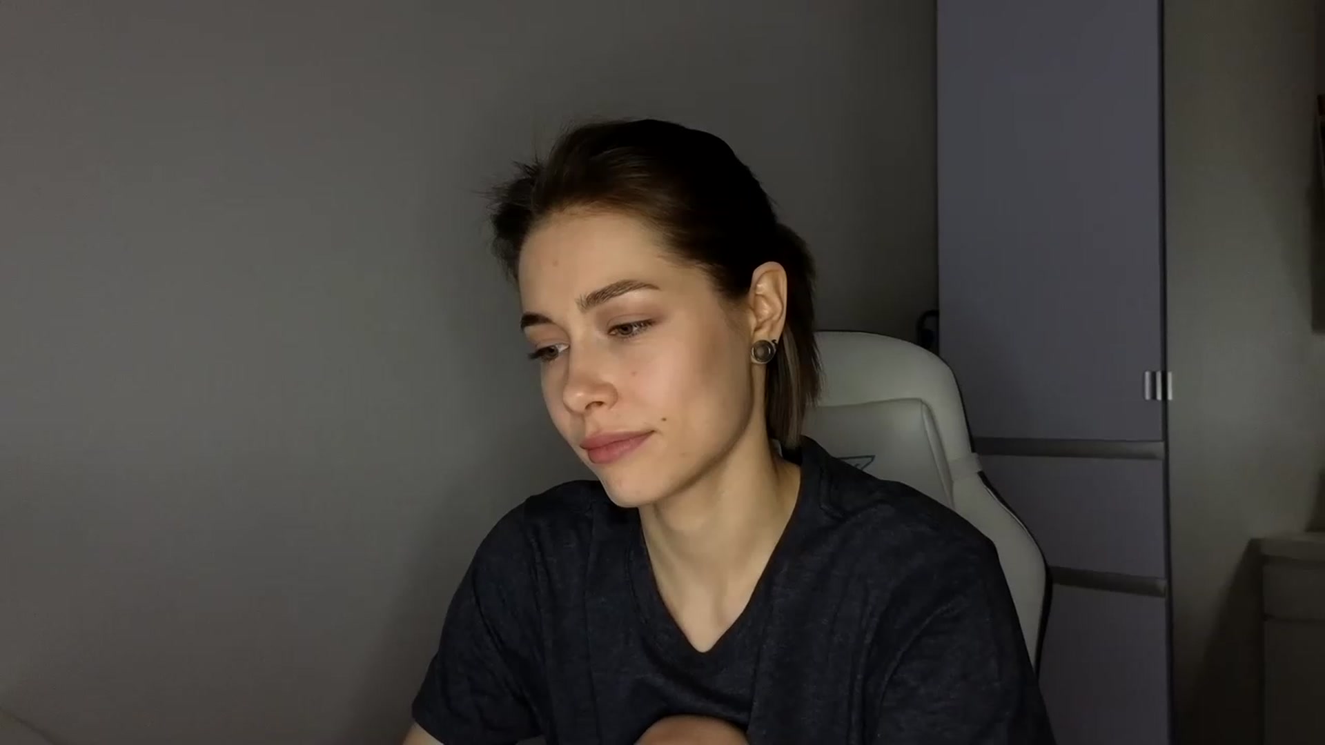 Gallery image thumbnail from KeepSpark's myfreecams stream on, 05/08/2023, 03:32 image 13 of 20