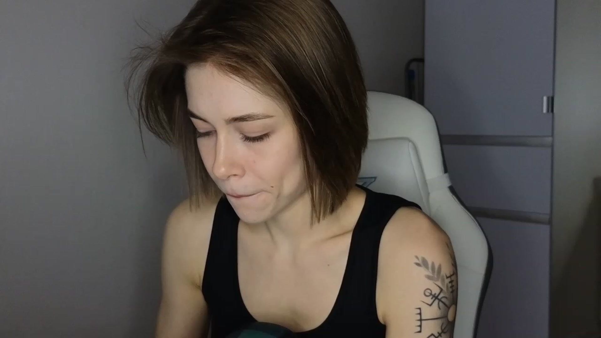 Gallery image thumbnail from KeepSpark's myfreecams stream on, 05/10/2023, 03:04 image 9 of 20