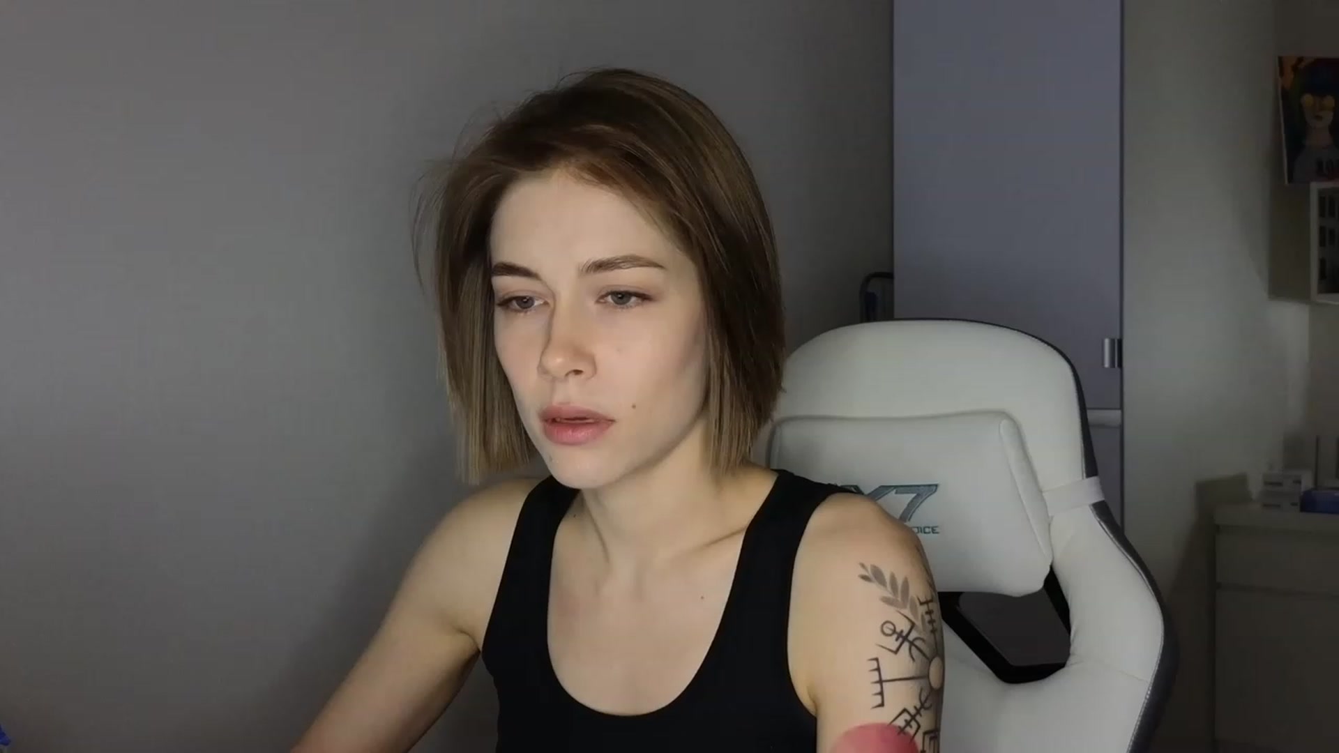 Gallery image thumbnail from KeepSpark's myfreecams stream on, 05/10/2023, 03:34 image 11 of 20
