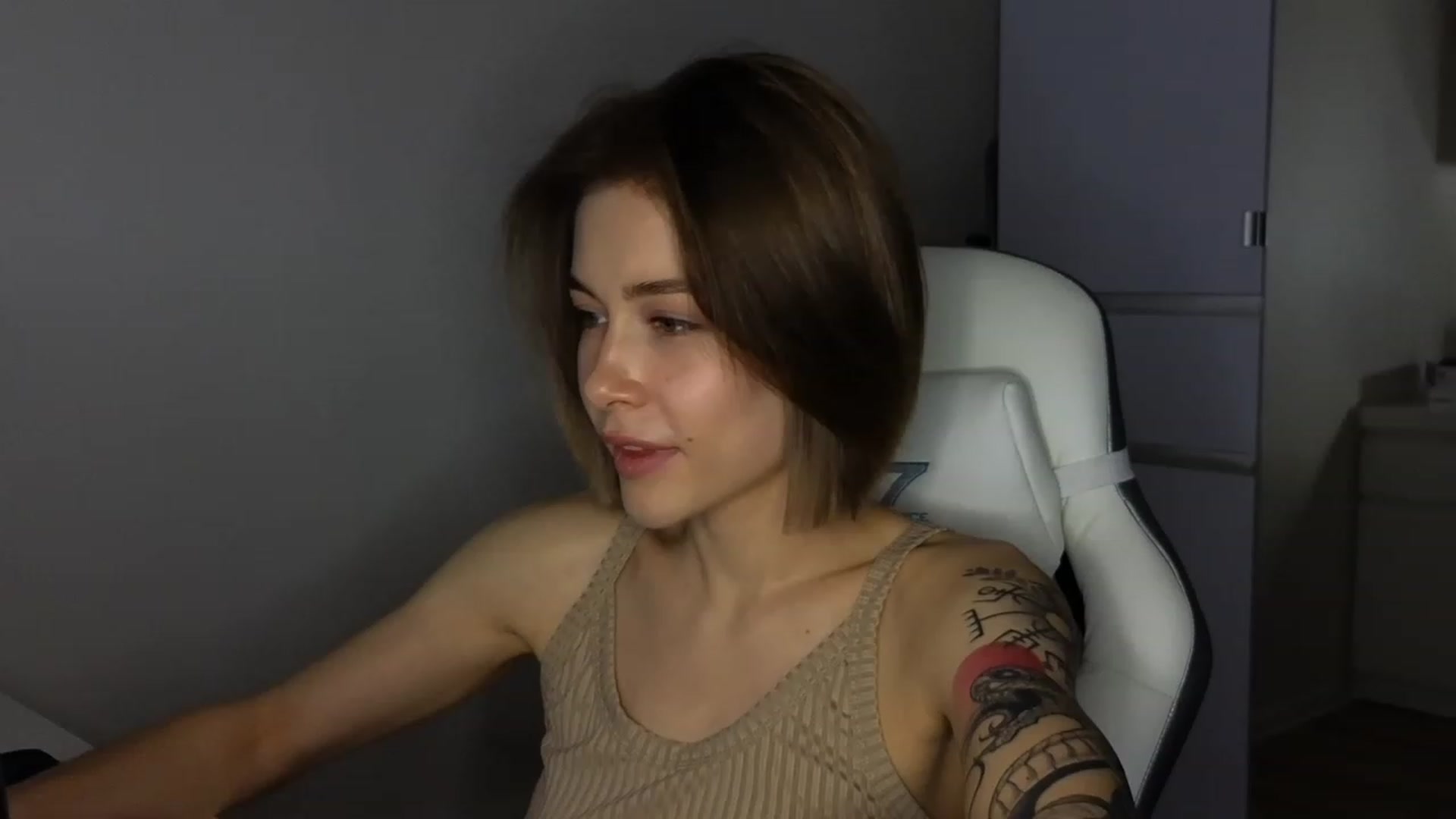 Gallery image thumbnail from KeepSpark's myfreecams stream on, 05/12/2023, 03:55 image 19 of 20