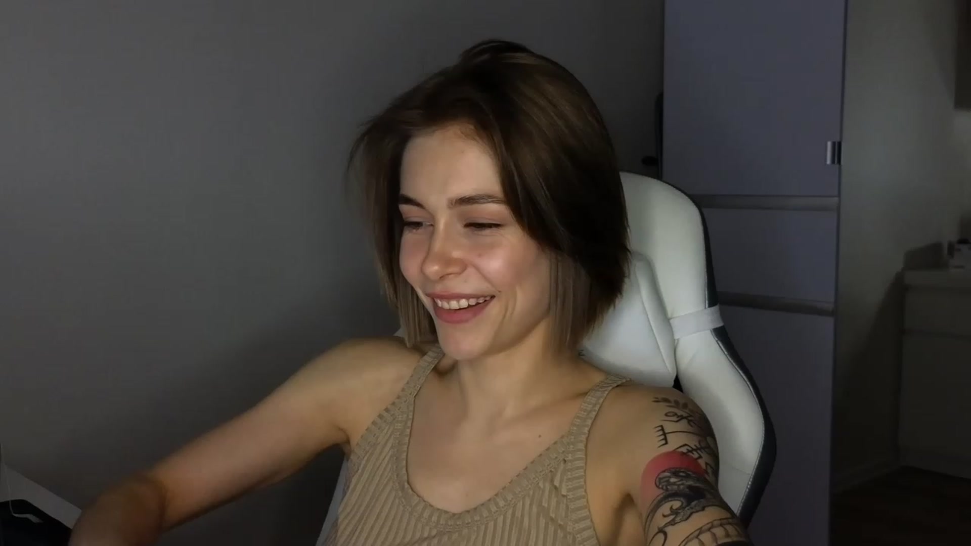 Gallery image thumbnail from KeepSpark's myfreecams stream on, 05/12/2023, 03:55 image 2 of 20