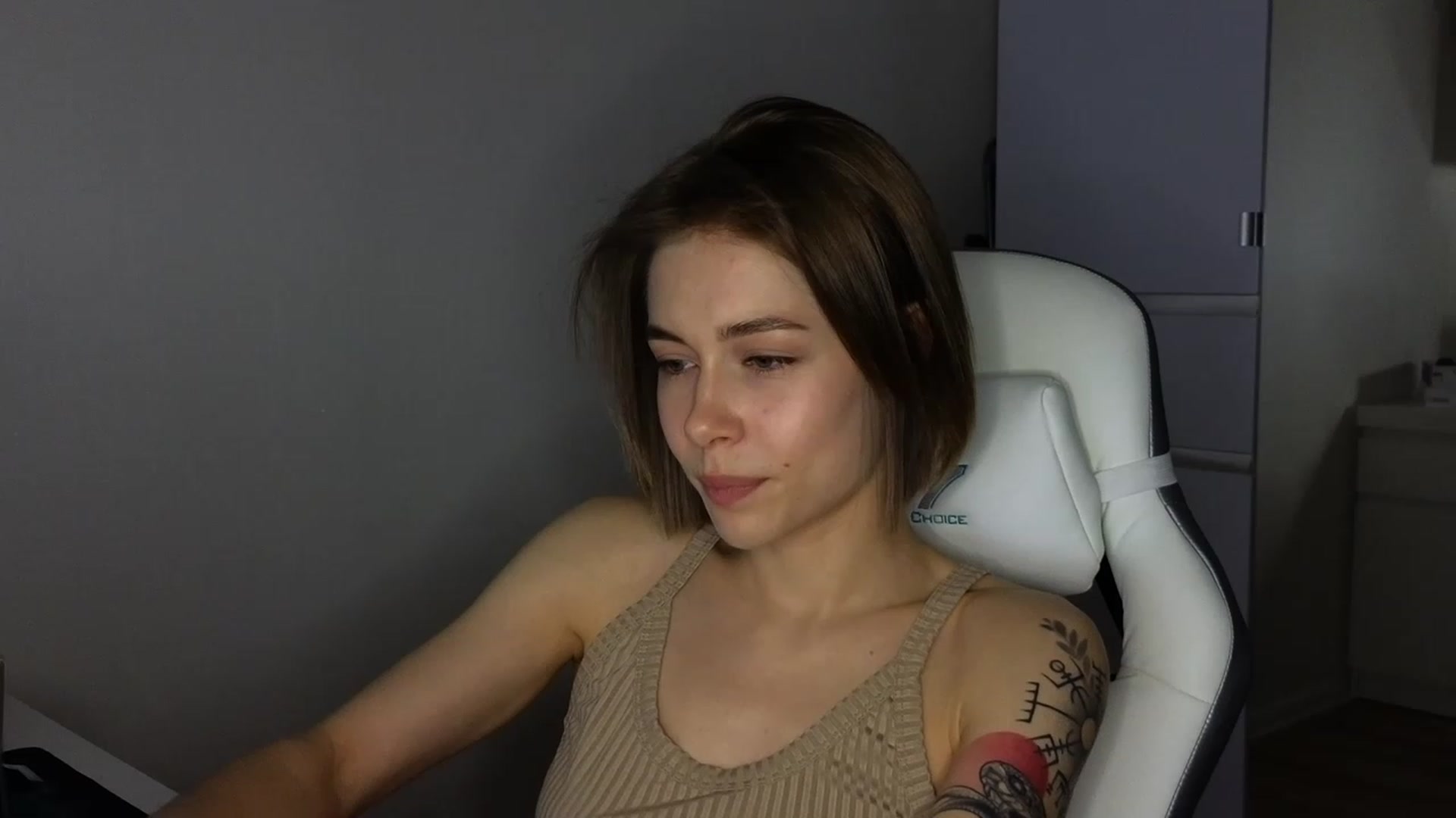 Gallery image thumbnail from KeepSpark's myfreecams stream on, 05/12/2023, 03:55 image 9 of 20