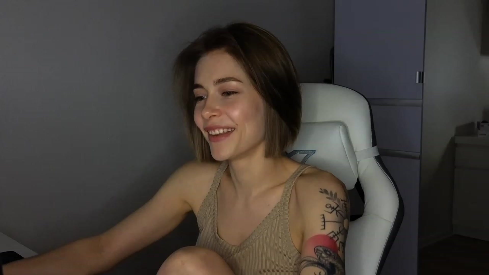 Gallery image thumbnail from KeepSpark's myfreecams stream on, 05/12/2023, 03:55 image 14 of 20