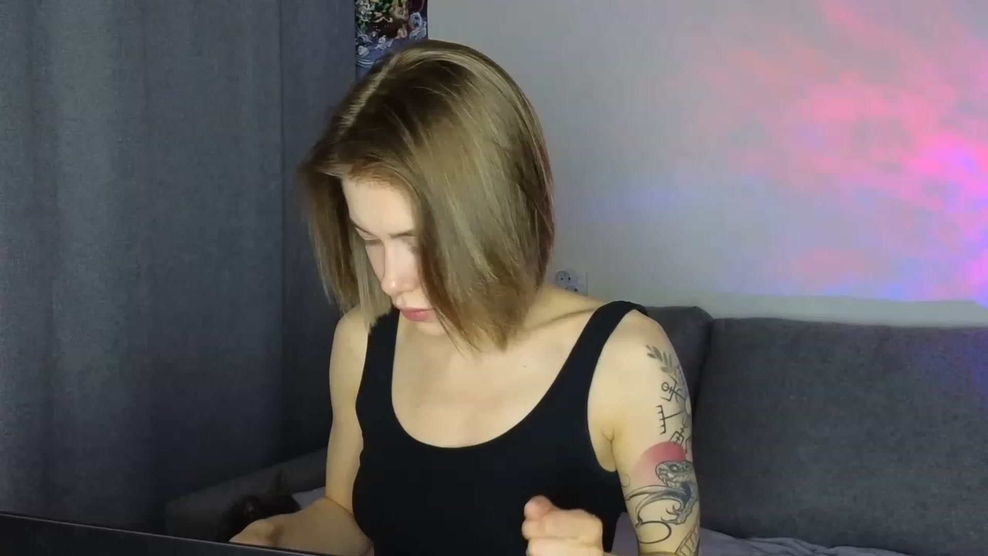 Gallery image thumbnail from KeepSpark's myfreecams stream on, 05/14/2023, 02:45 image 17 of 20