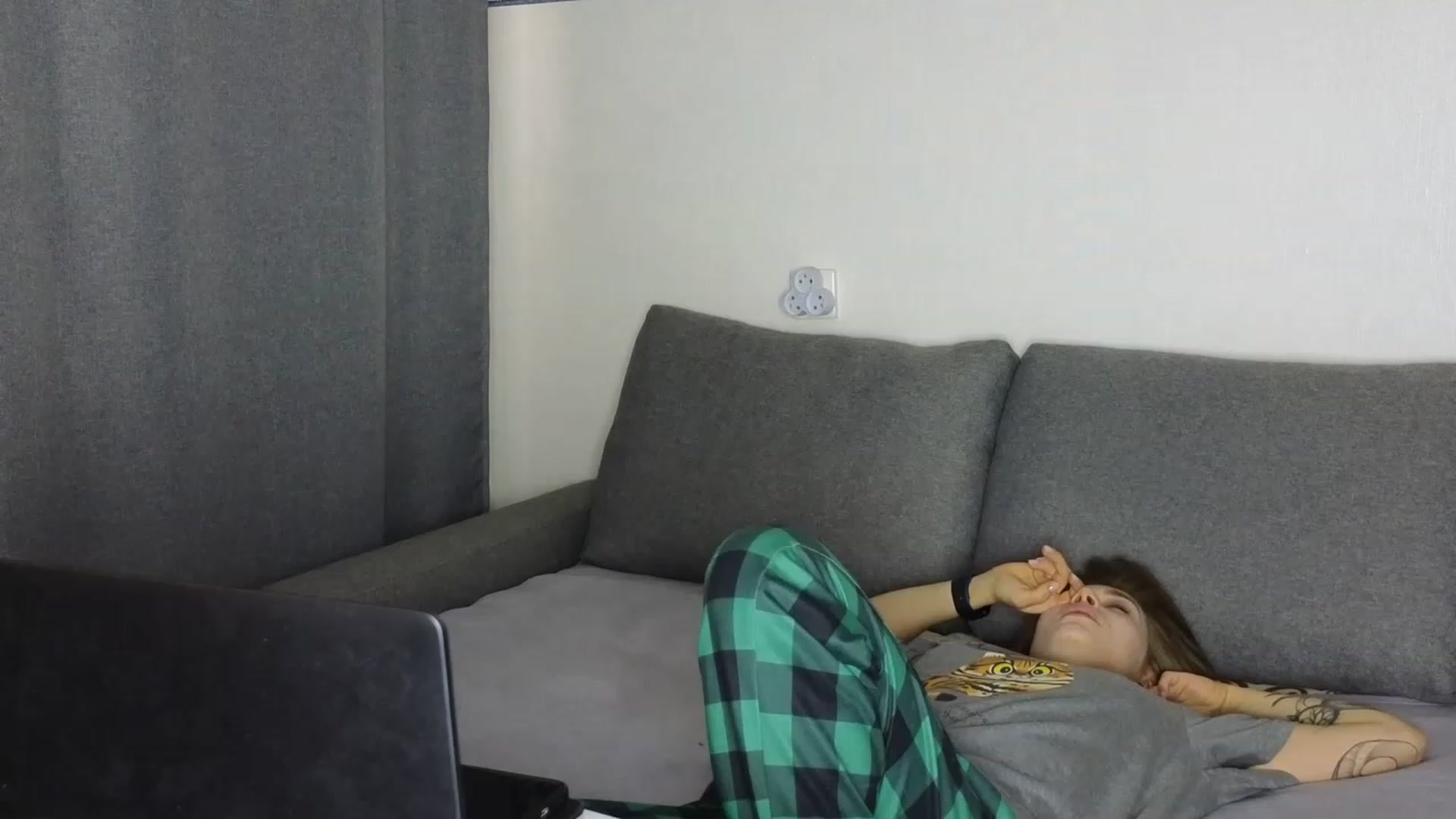 Gallery image thumbnail from KeepSpark's myfreecams stream on, 05/17/2023, 06:08 image 9 of 20
