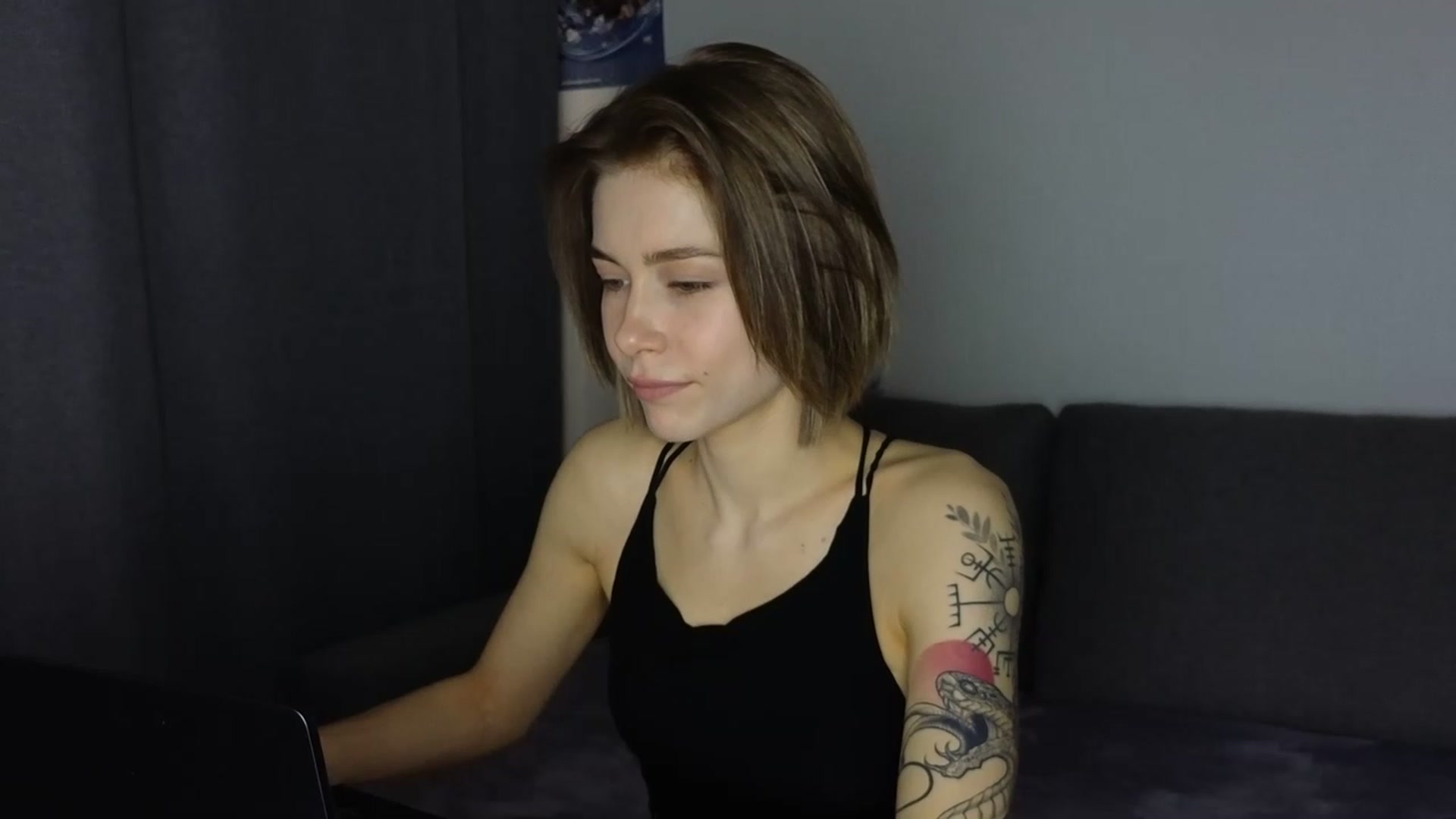 Gallery image thumbnail from KeepSpark's myfreecams stream on, 05/18/2023, 03:05 image 11 of 20