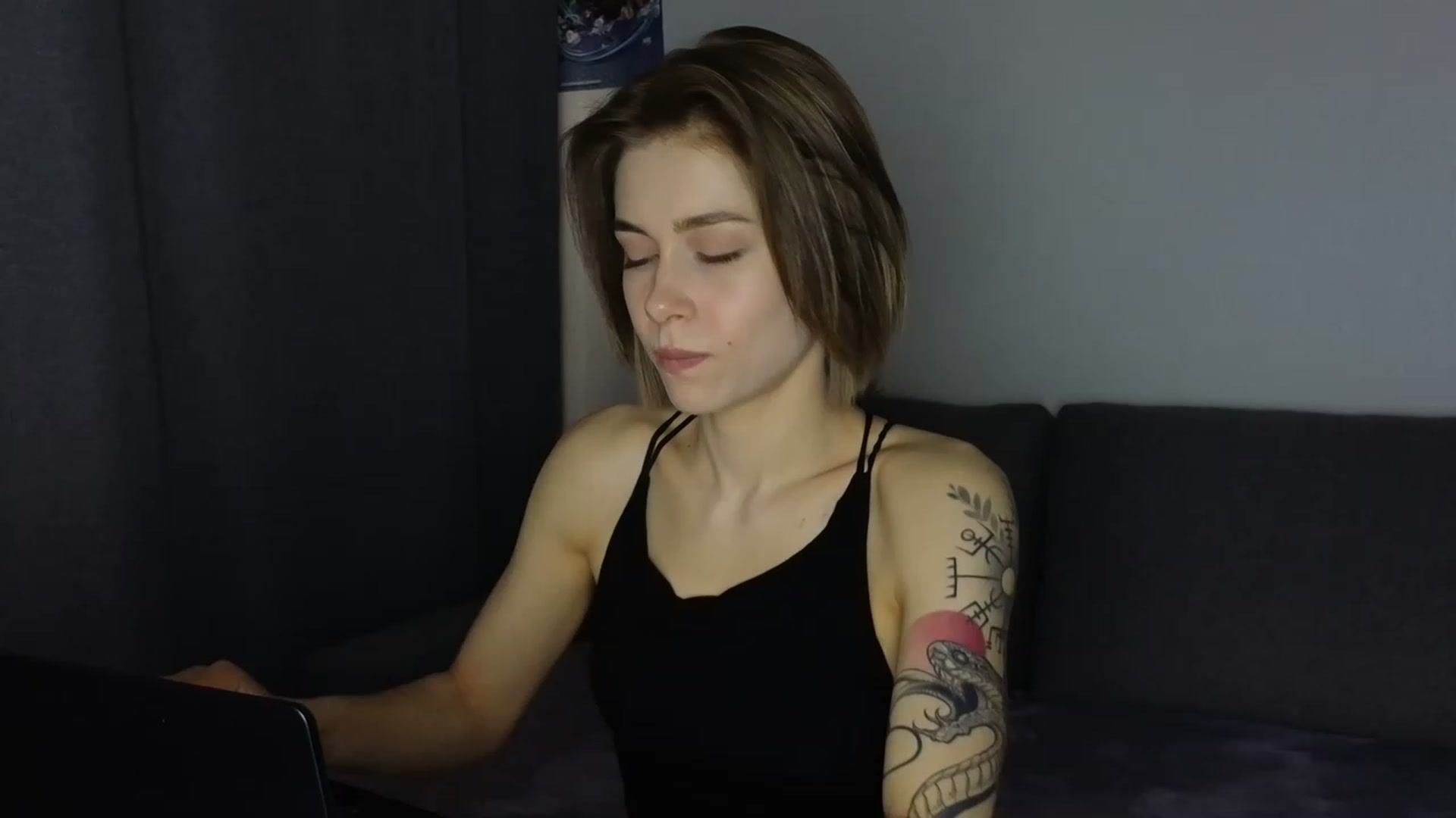 Gallery image thumbnail from KeepSpark's myfreecams stream on, 05/18/2023, 03:05 image 10 of 20