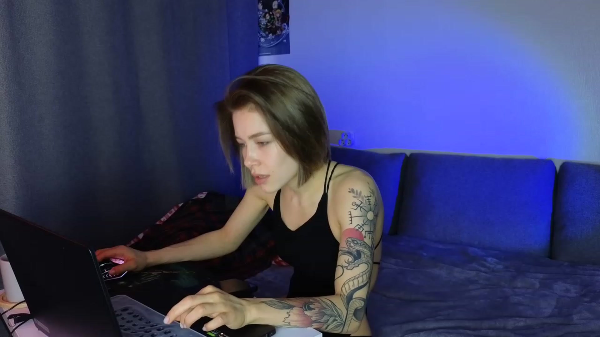 Gallery image thumbnail from KeepSpark's myfreecams stream on, 05/18/2023, 05:06 image 20 of 20