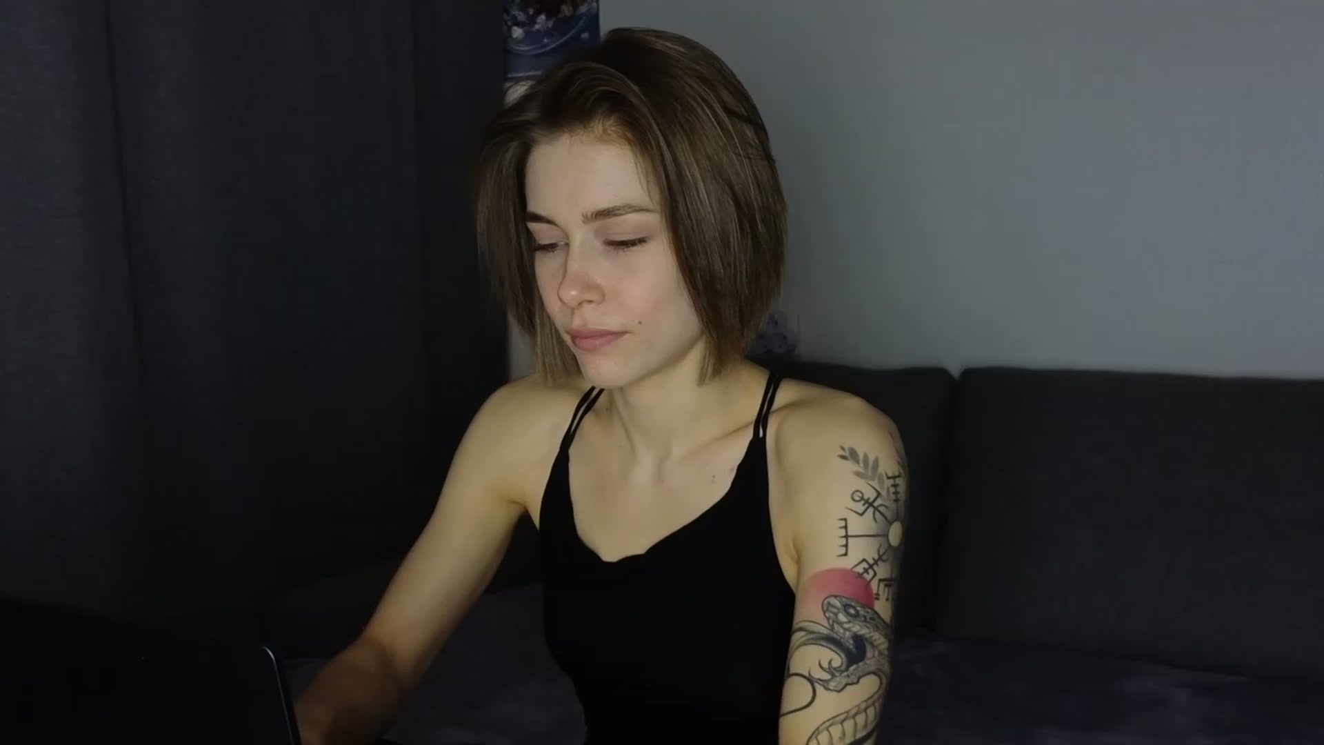 Gallery image thumbnail from KeepSpark's myfreecams stream on, 05/18/2023, 05:06 image 3 of 20