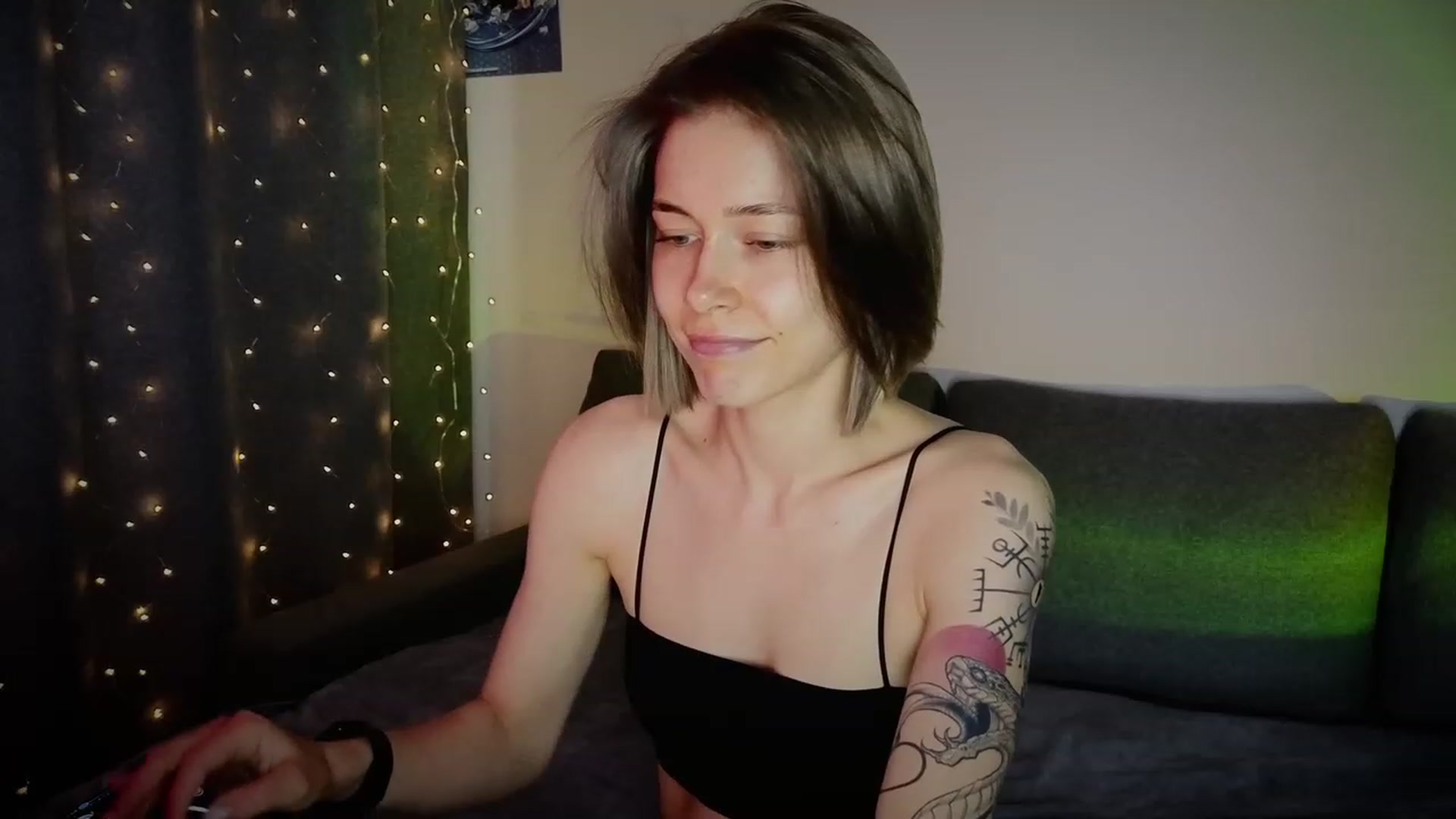 Gallery image thumbnail from KeepSpark's myfreecams stream on, 06/19/2023, 05:56 image 19 of 20