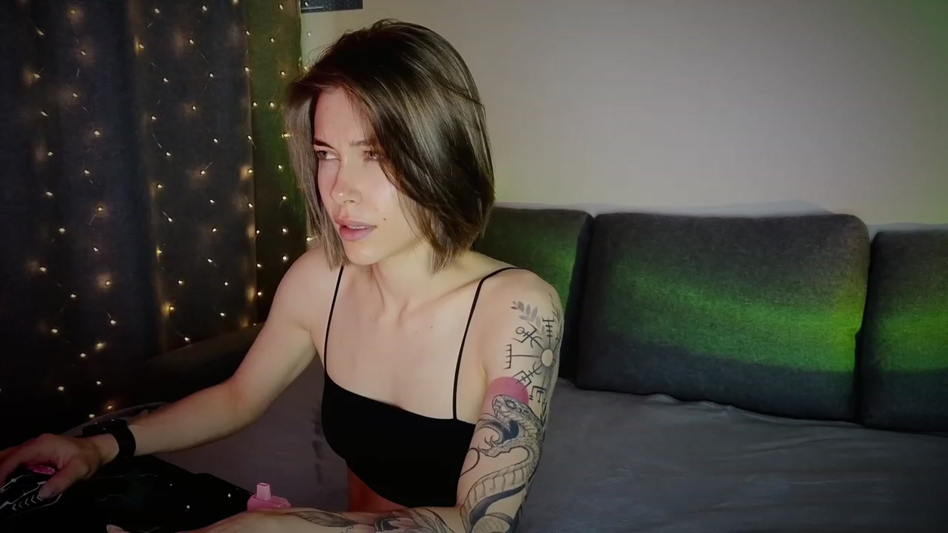 Gallery image thumbnail from KeepSpark's myfreecams stream on, 06/21/2023, 03:04 image 16 of 20