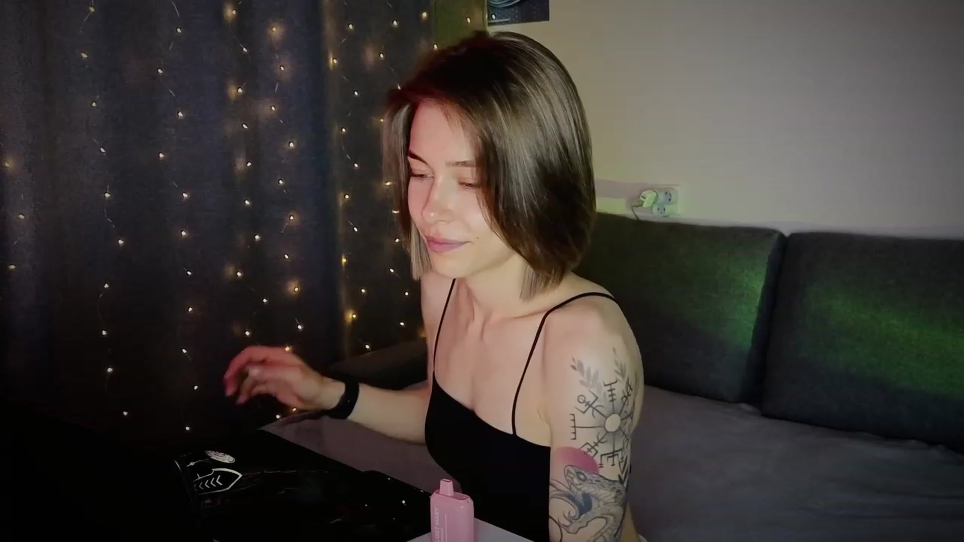 Gallery image thumbnail from KeepSpark's myfreecams stream on, 06/21/2023, 03:04 image 12 of 20