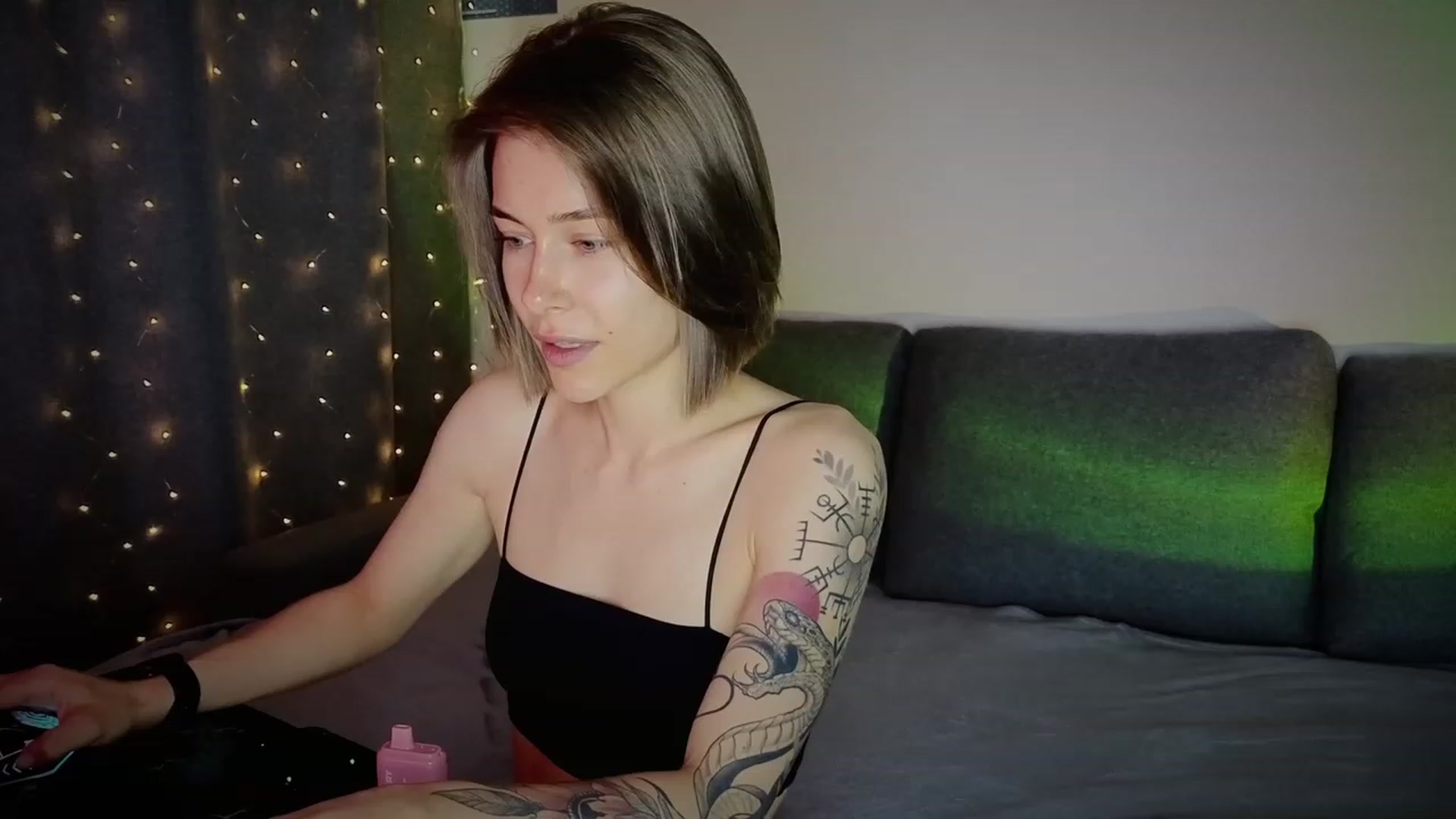 Gallery image thumbnail from KeepSpark's myfreecams stream on, 06/21/2023, 03:04 image 19 of 20
