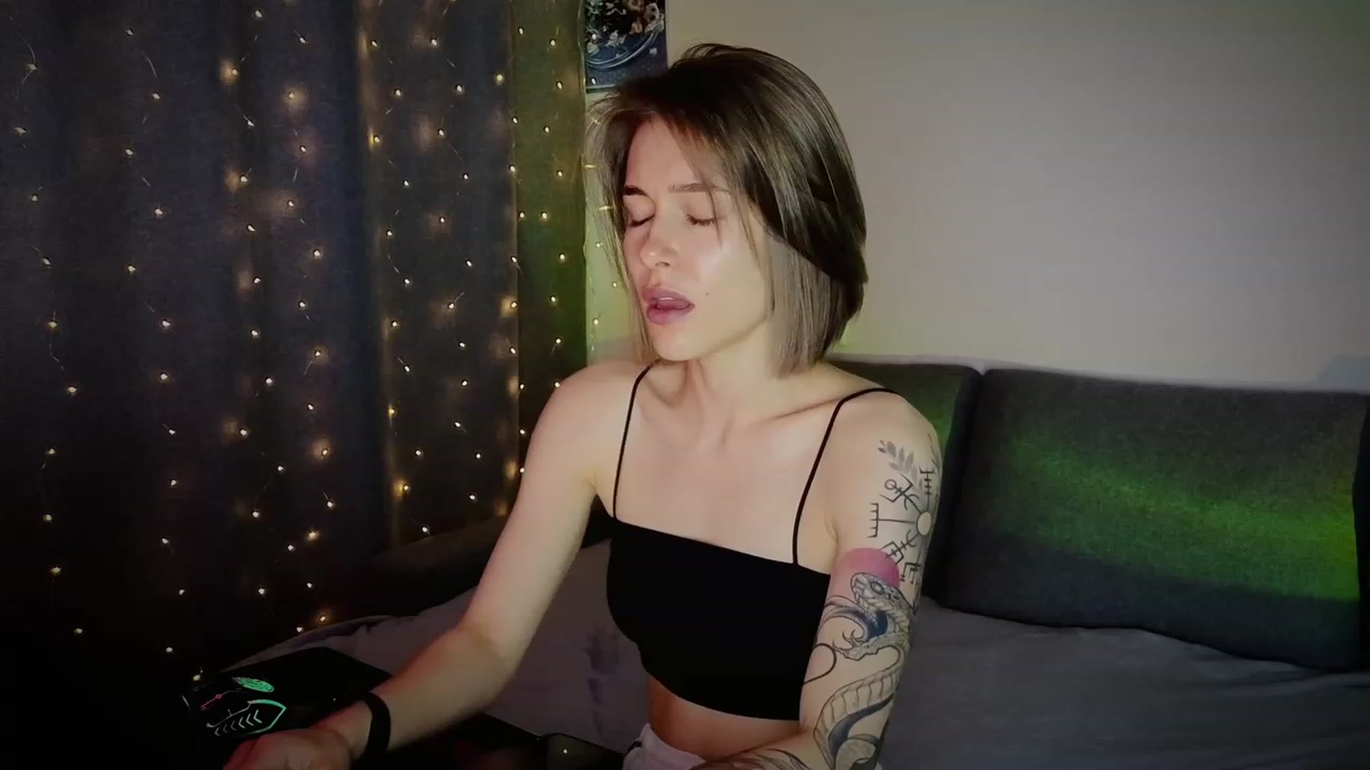 Gallery image thumbnail from KeepSpark's myfreecams stream on, 06/21/2023, 04:02 image 8 of 20