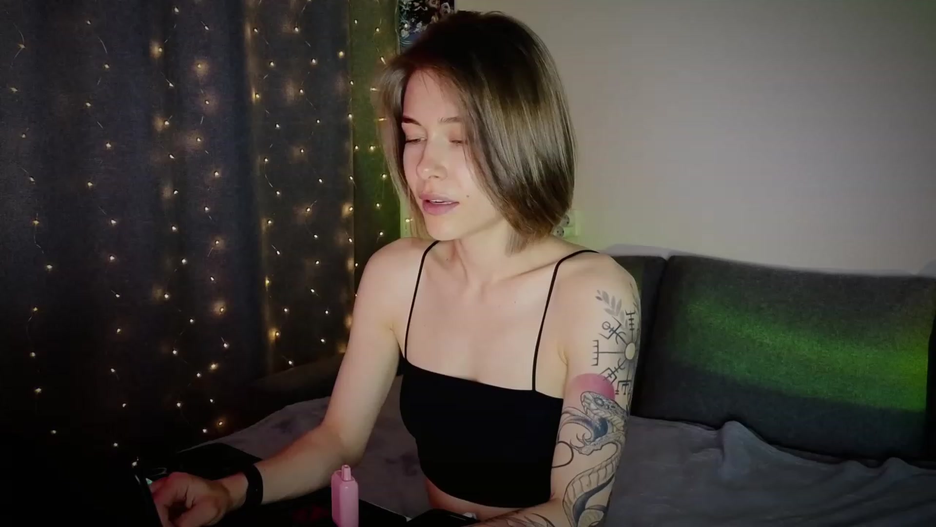 Gallery image thumbnail from KeepSpark's myfreecams stream on, 06/21/2023, 05:33 image 14 of 20