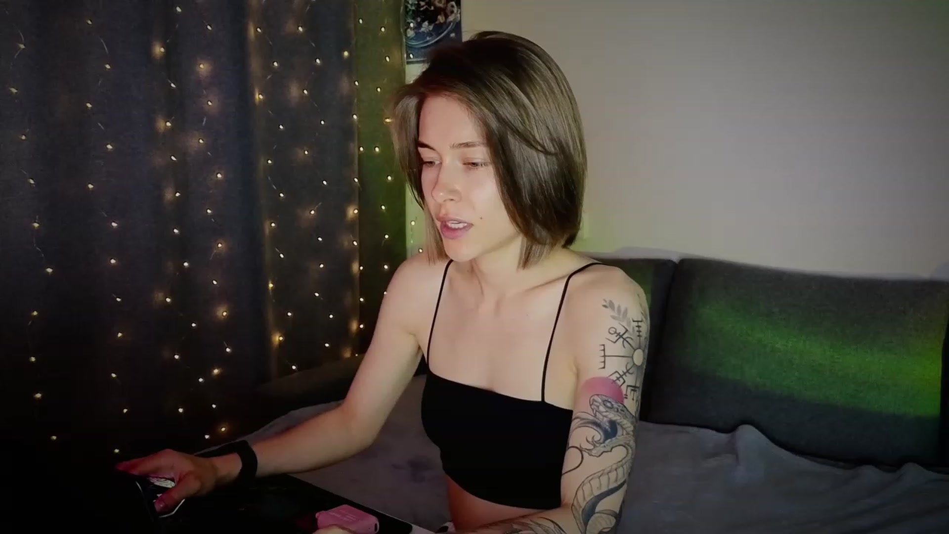 Gallery image thumbnail from KeepSpark's myfreecams stream on, 06/21/2023, 05:33 image 4 of 20