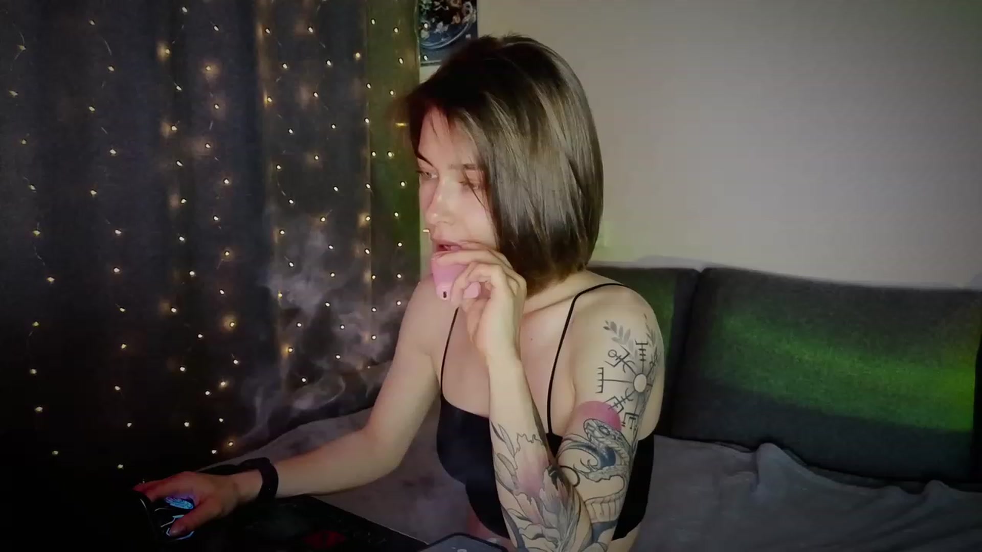 Gallery image thumbnail from KeepSpark's myfreecams stream on, 06/21/2023, 05:33 image 15 of 20