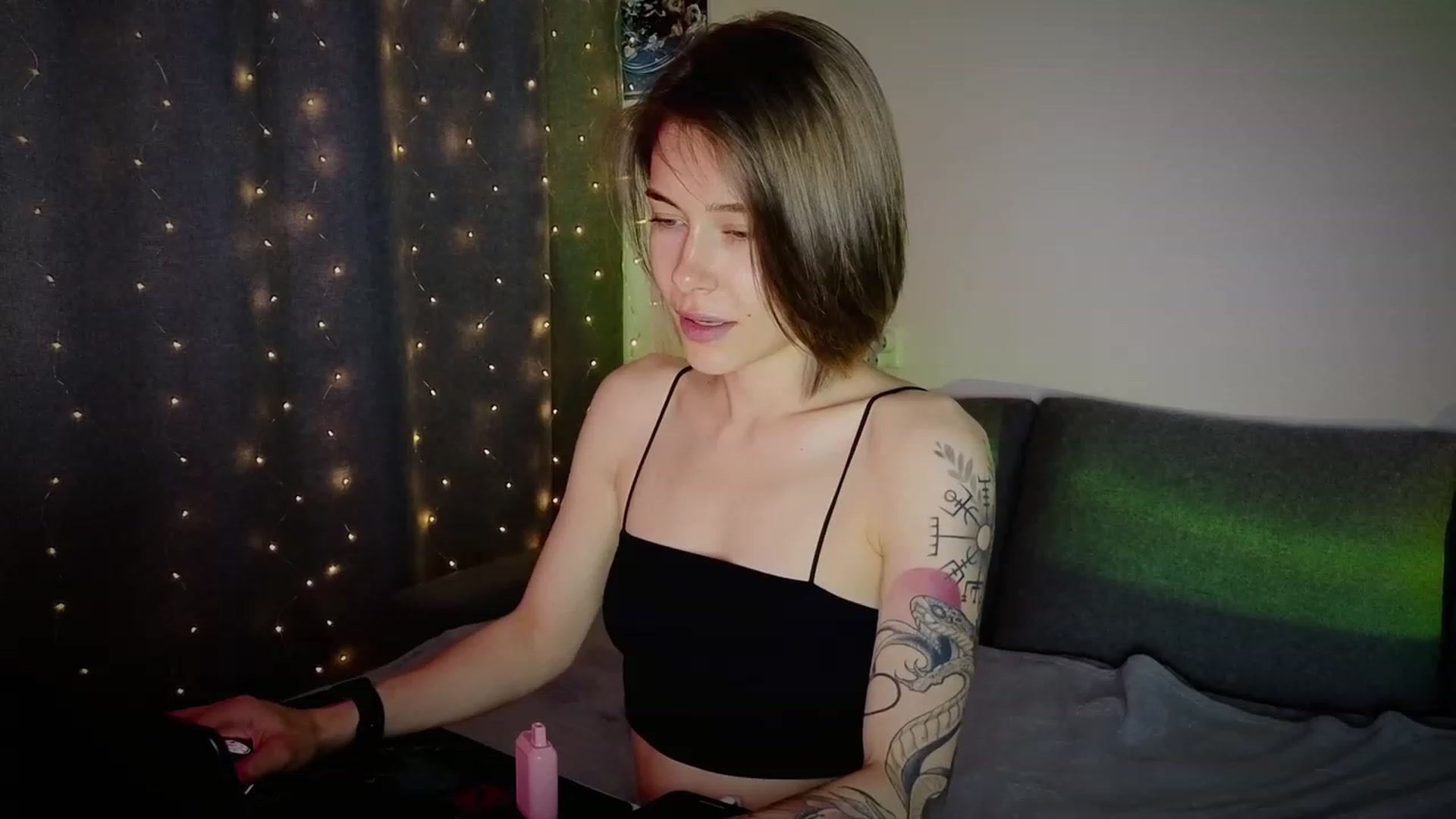 Gallery image thumbnail from KeepSpark's myfreecams stream on, 06/21/2023, 05:33 image 13 of 20