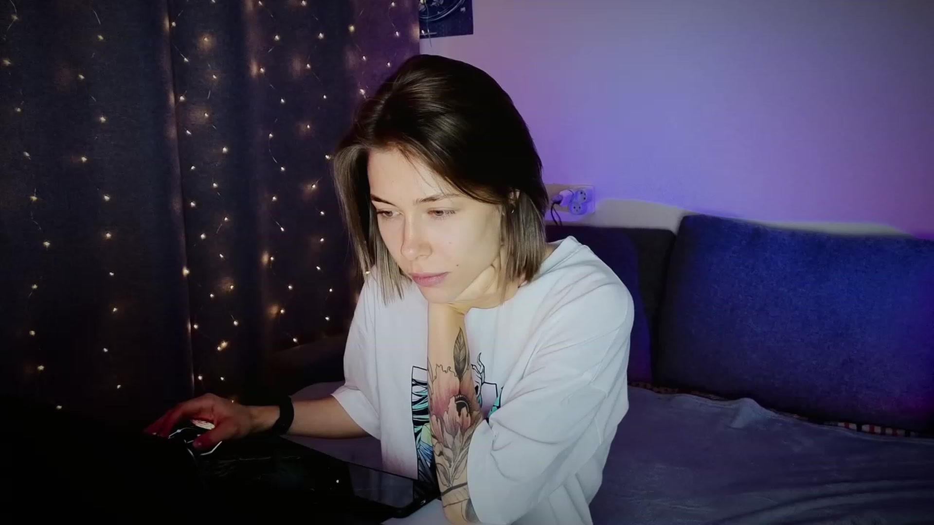 Gallery image thumbnail from KeepSpark's myfreecams stream on, 06/27/2023, 06:06 image 8 of 20