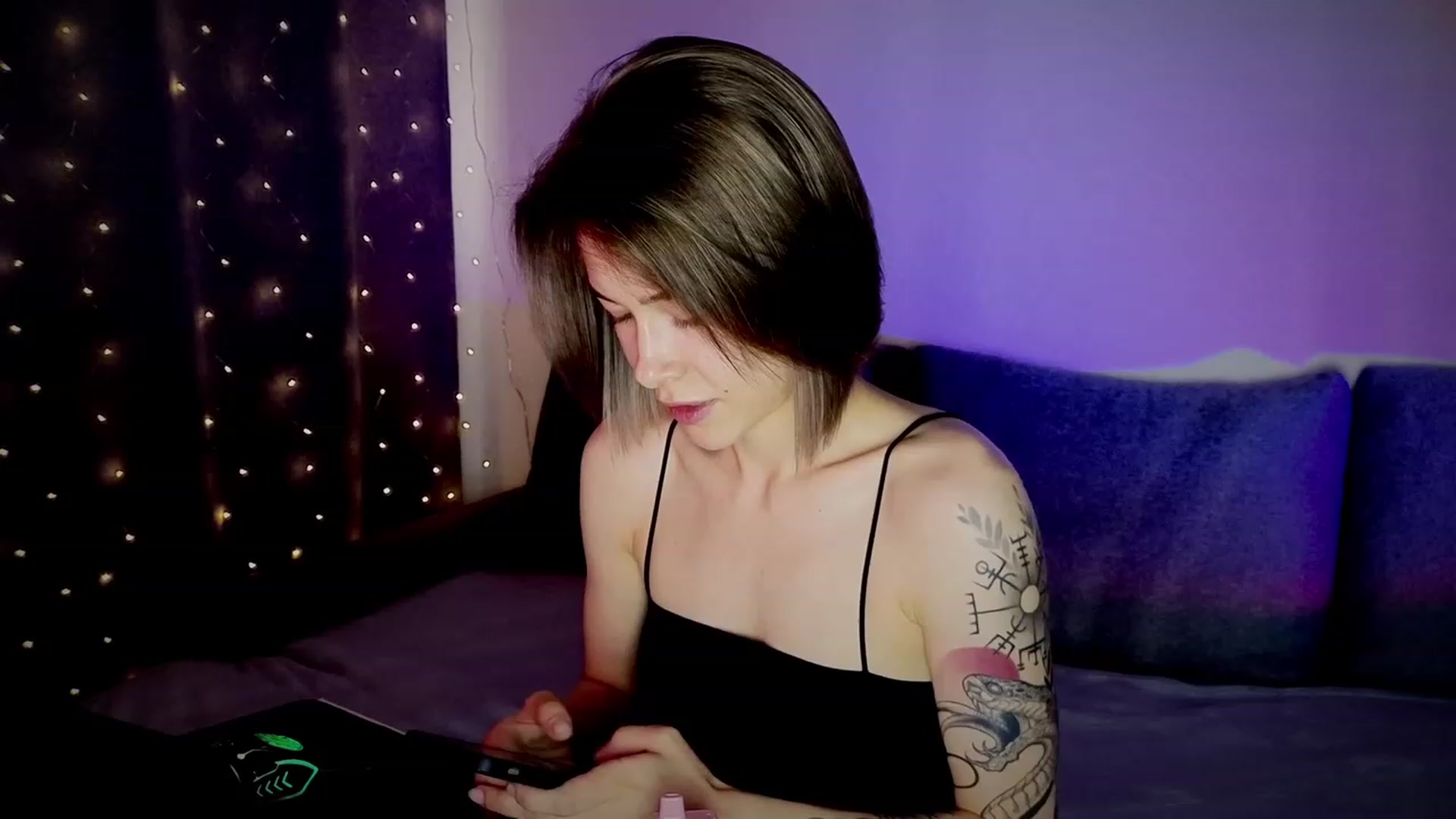 Gallery image thumbnail from KeepSpark's myfreecams stream on, 07/05/2023, 03:52 image 12 of 20