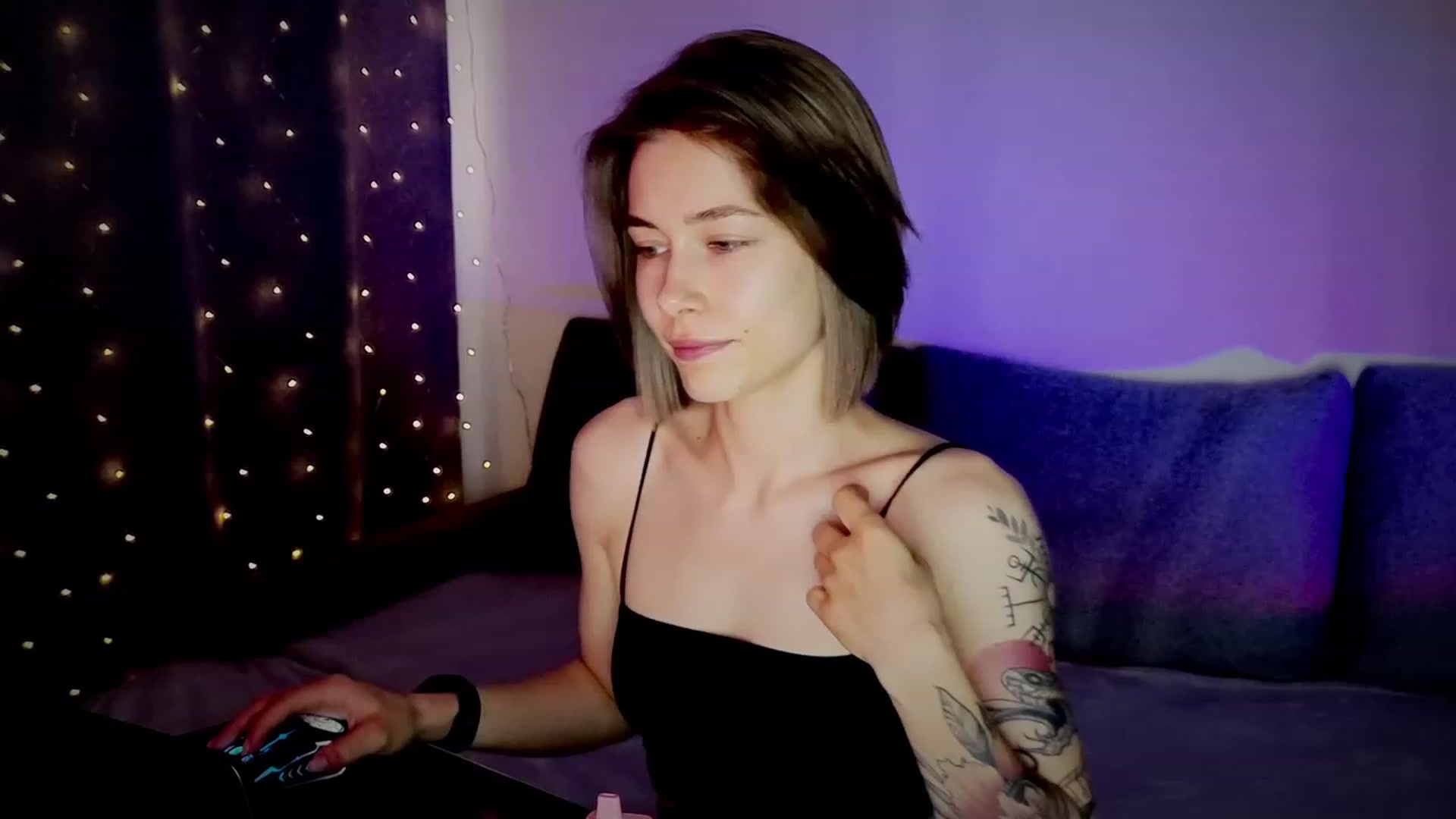Gallery image thumbnail from KeepSpark's myfreecams stream on, 07/05/2023, 03:52 image 4 of 20
