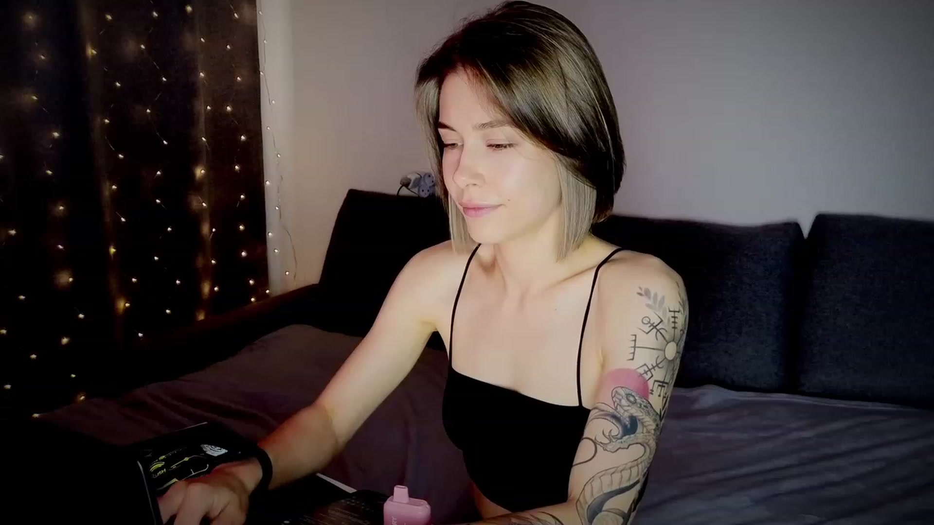 Gallery image thumbnail from KeepSpark's myfreecams stream on, 07/10/2023, 05:06 image 10 of 20
