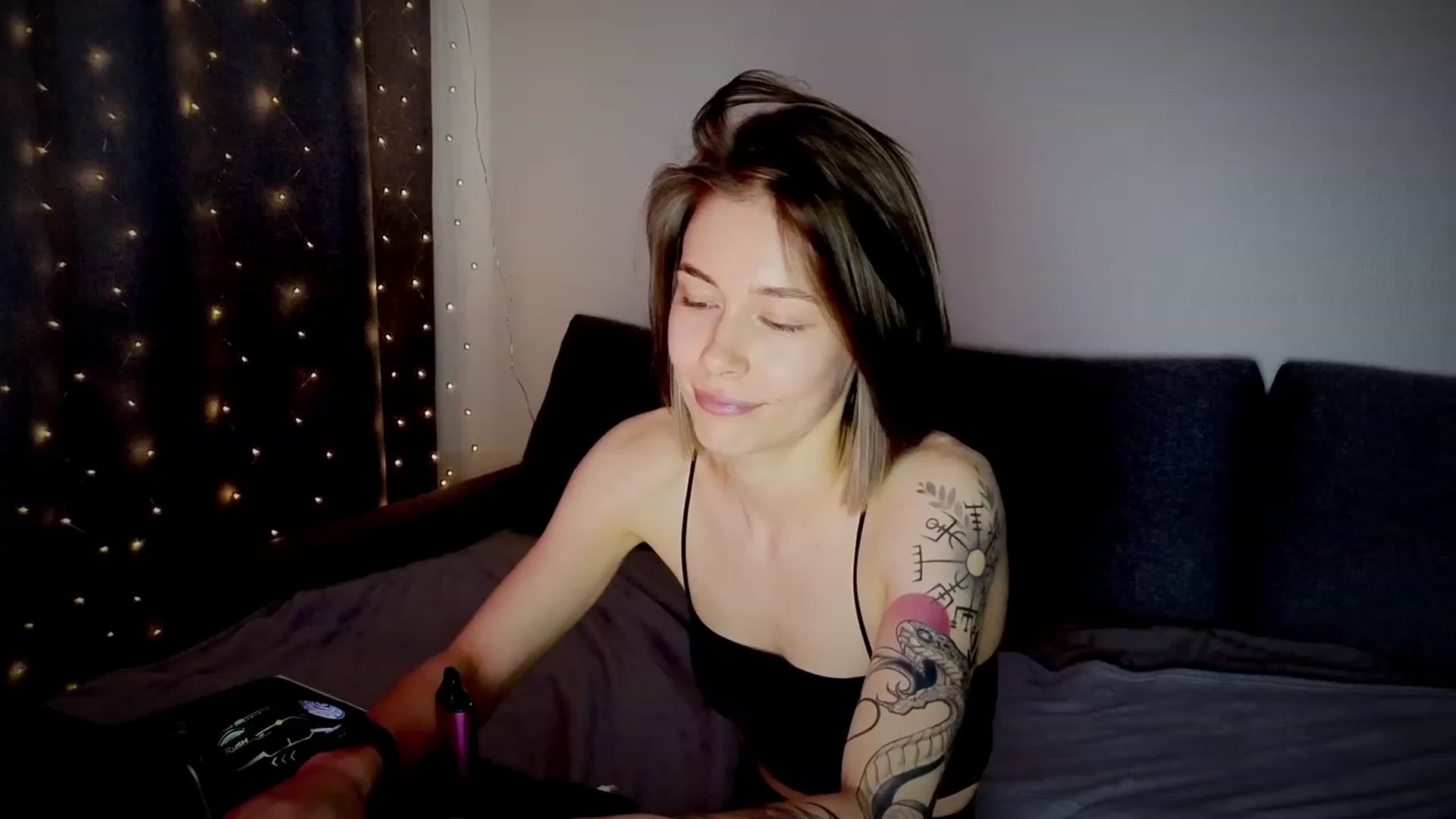 Gallery image thumbnail from KeepSpark's myfreecams stream on, 07/19/2023, 05:53 image 19 of 20
