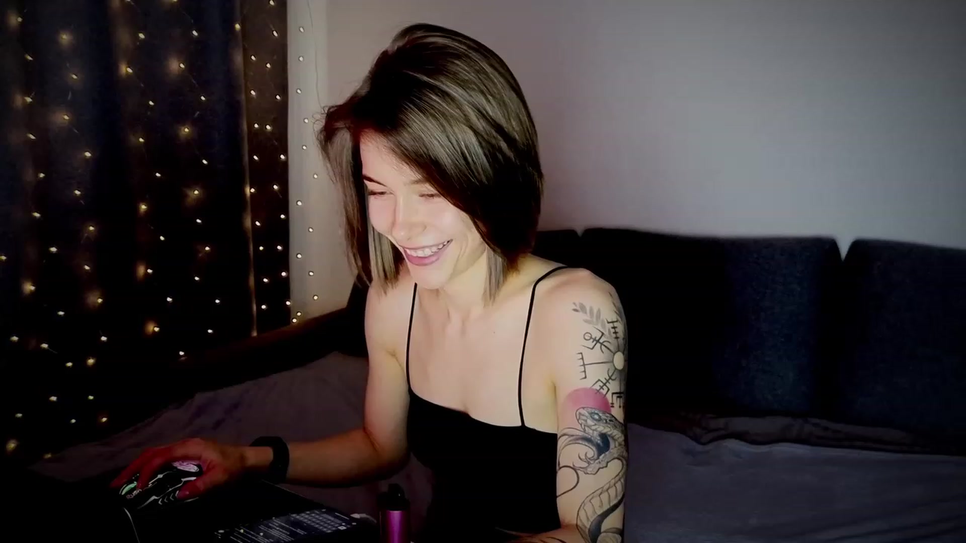Gallery image thumbnail from KeepSpark's myfreecams stream on, 07/19/2023, 05:53 image 15 of 20