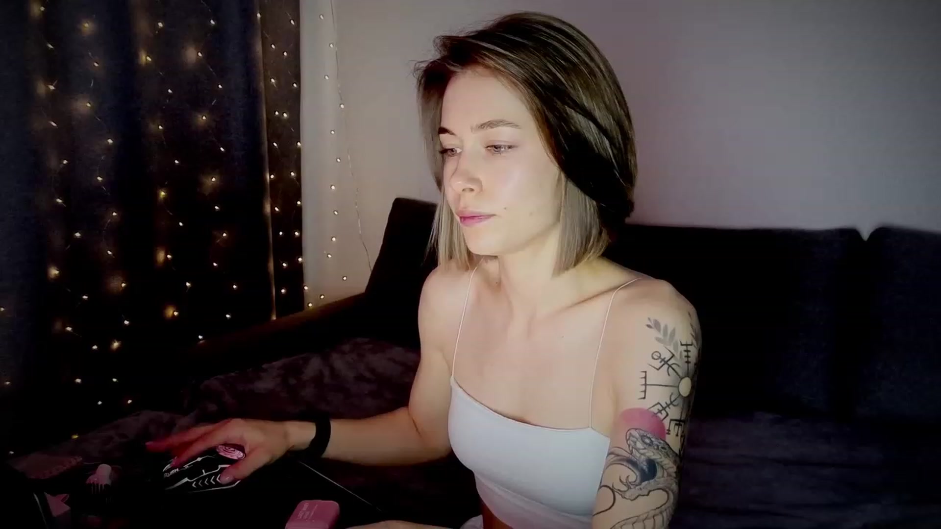 Gallery image thumbnail from KeepSpark's myfreecams stream on, 07/20/2023, 06:30 image 4 of 20