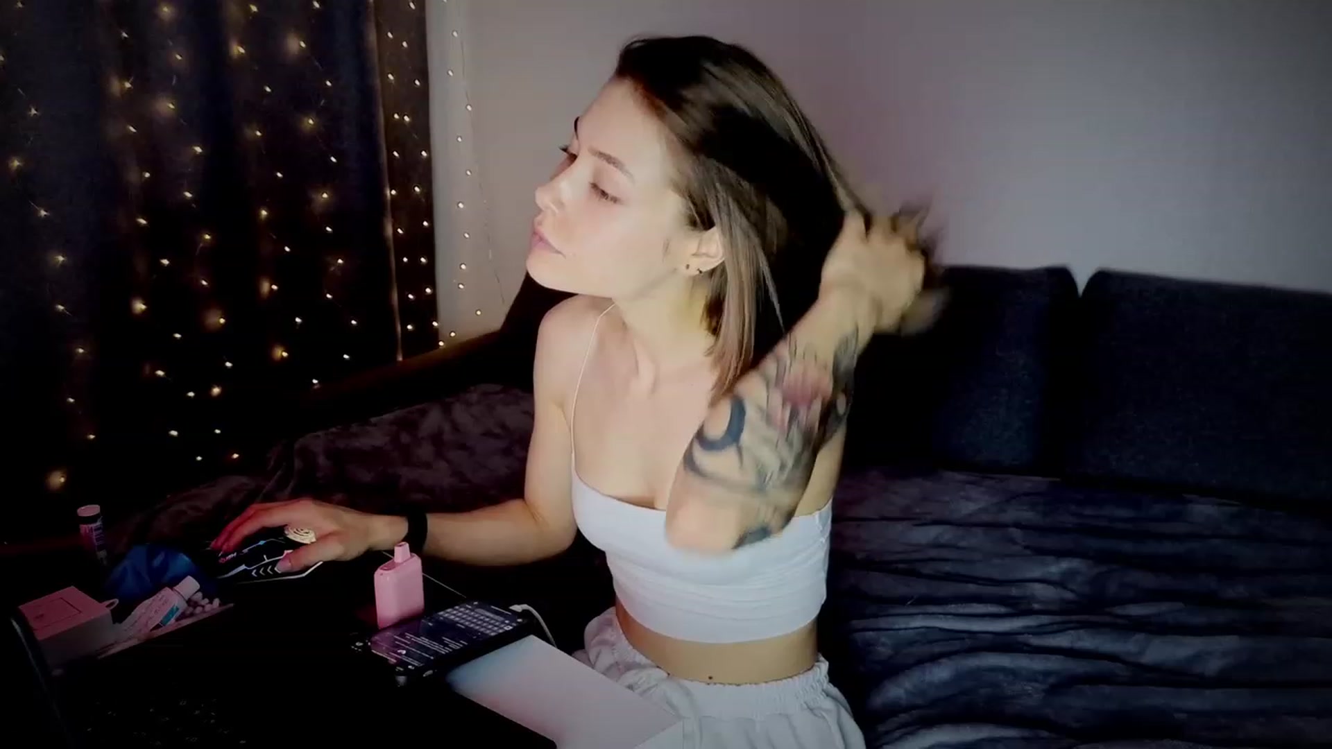 Gallery image thumbnail from KeepSpark's myfreecams stream on, 07/20/2023, 07:48 image 17 of 20