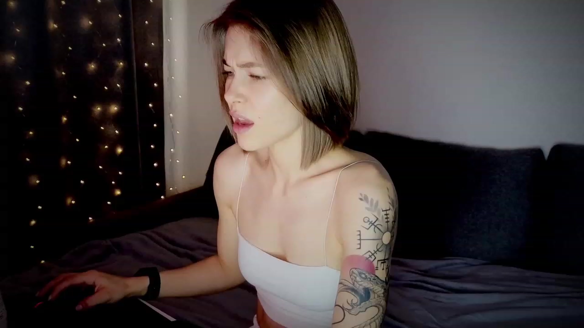 Gallery image thumbnail from KeepSpark's myfreecams stream on, 07/27/2023, 05:13 image 17 of 20
