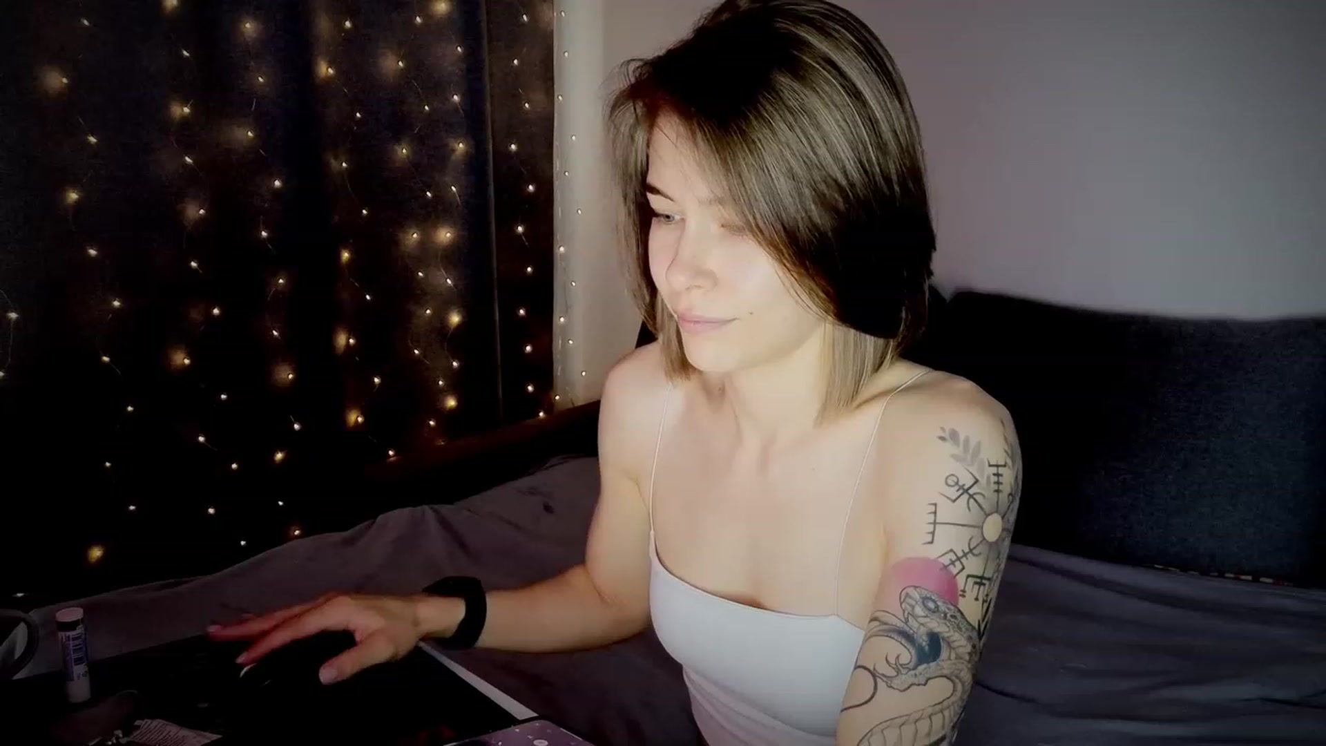 Gallery image thumbnail from KeepSpark's myfreecams stream on, 07/28/2023, 05:43 image 8 of 20