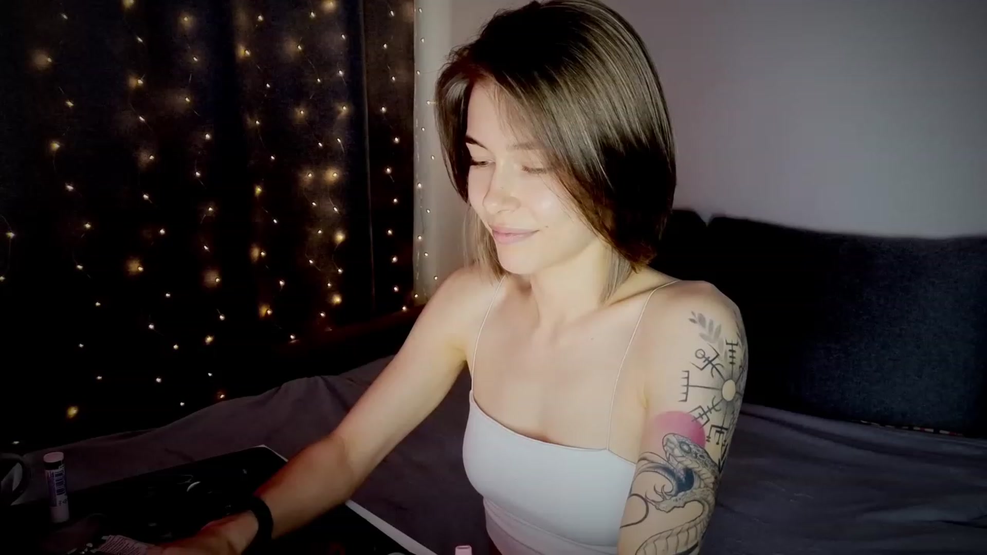 Gallery image thumbnail from KeepSpark's myfreecams stream on, 07/28/2023, 05:43 image 12 of 20